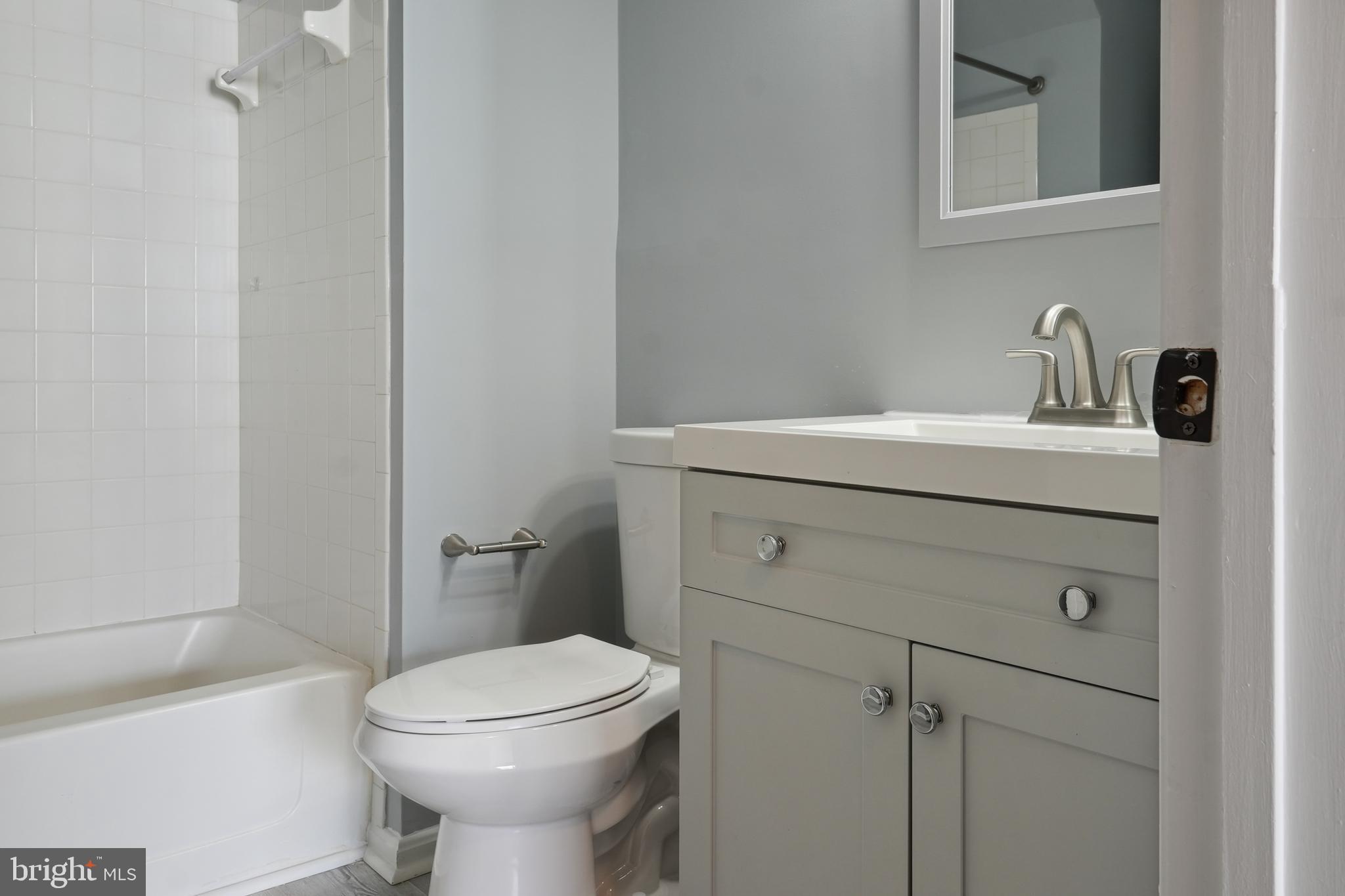 CLOVERLEAF COMMONS - Residential