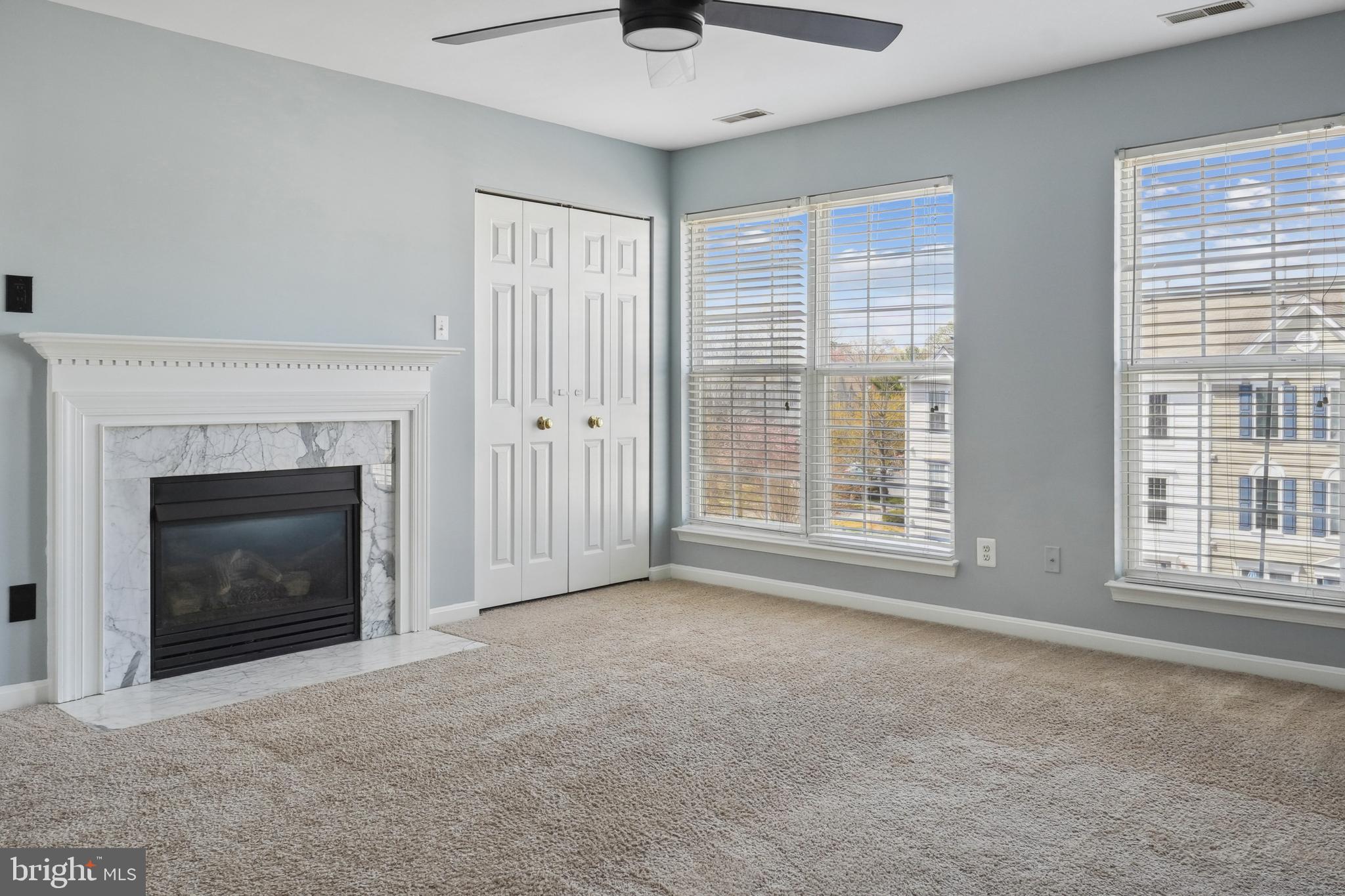 CLOVERLEAF COMMONS - Residential