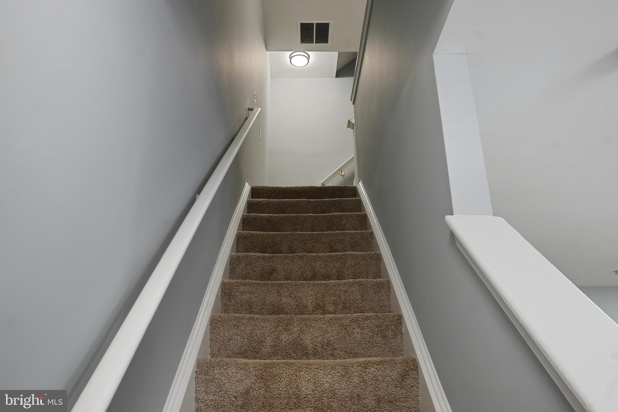 CLOVERLEAF COMMONS - Residential