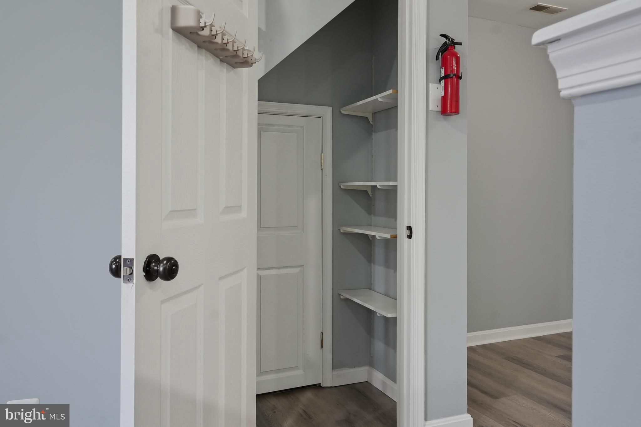 CLOVERLEAF COMMONS - Residential