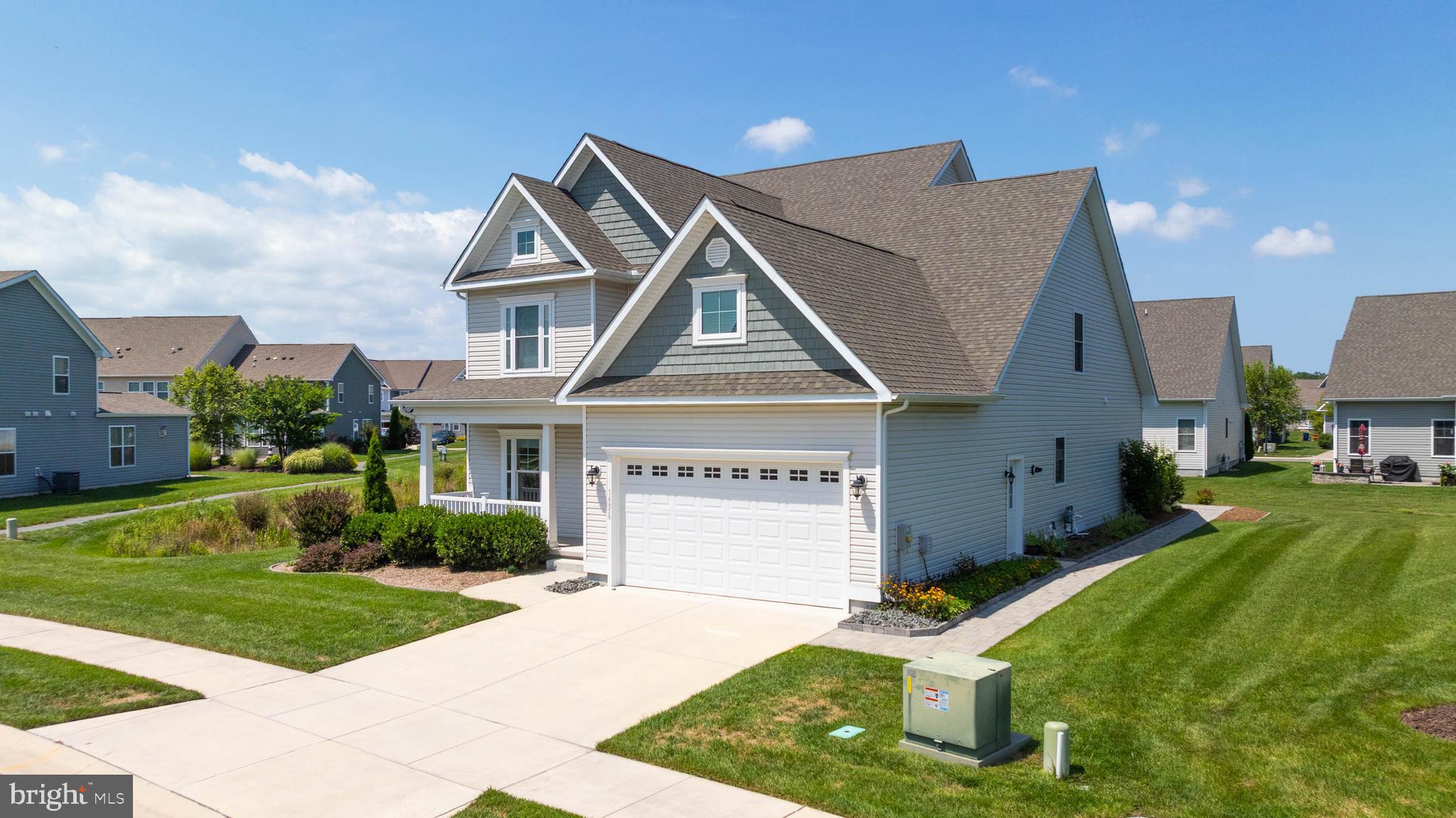16858 BELLEVUE COURT