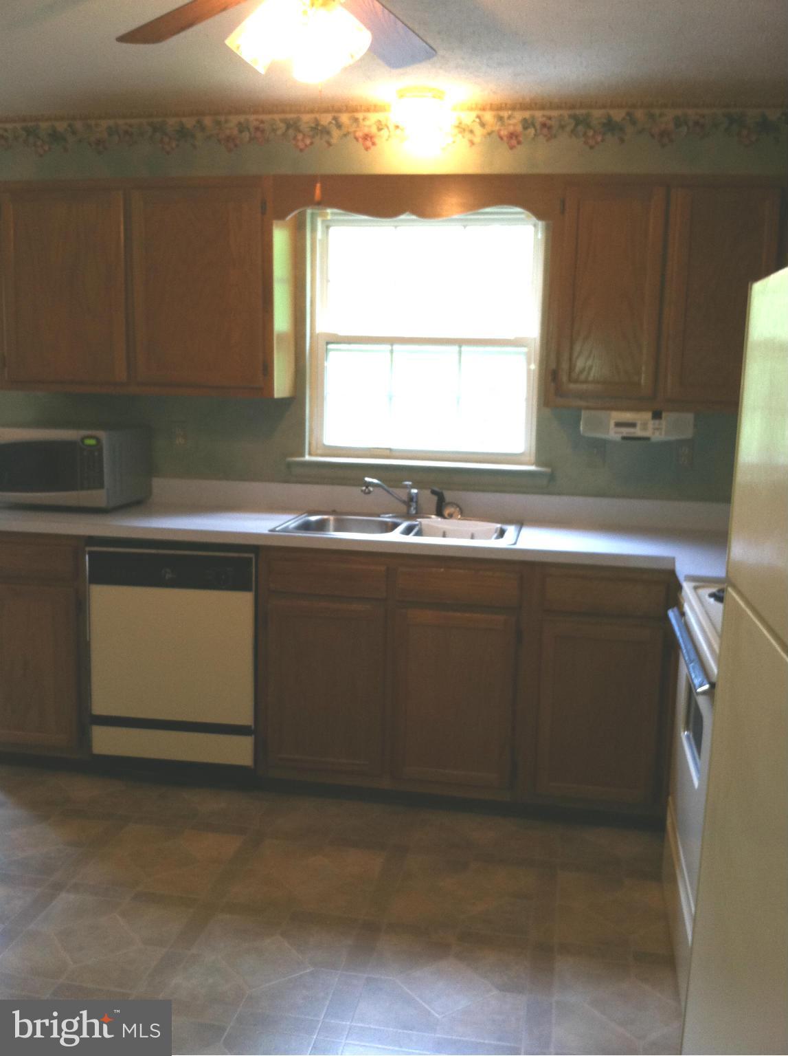 LAUREL RIDGE - Residential