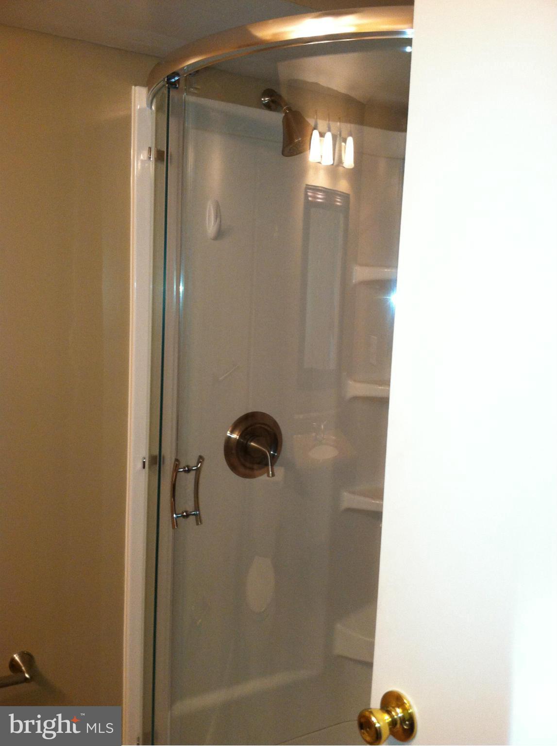 LAUREL RIDGE - Residential