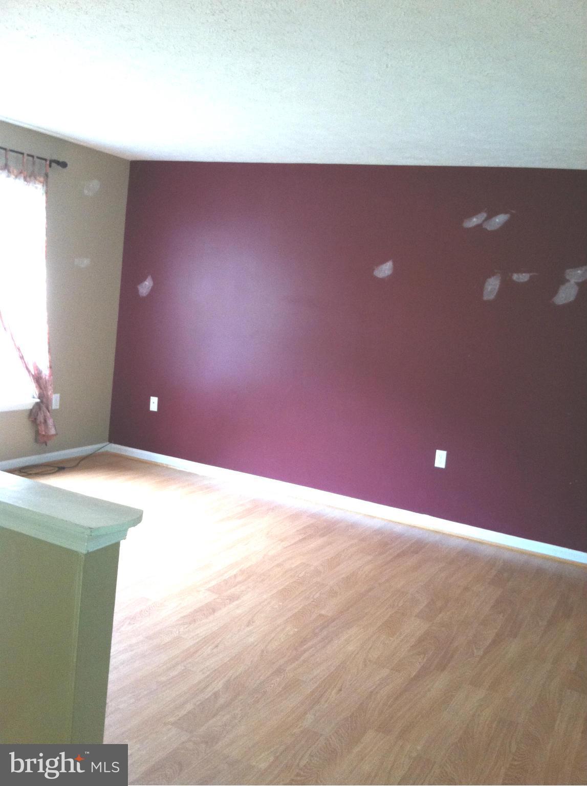 LAUREL RIDGE - Residential