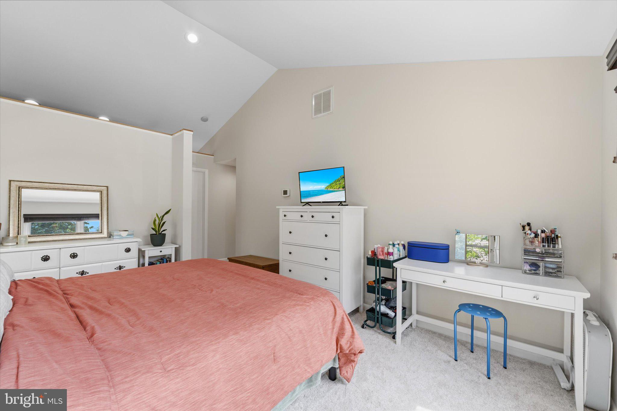 HOPEWELL - Residential