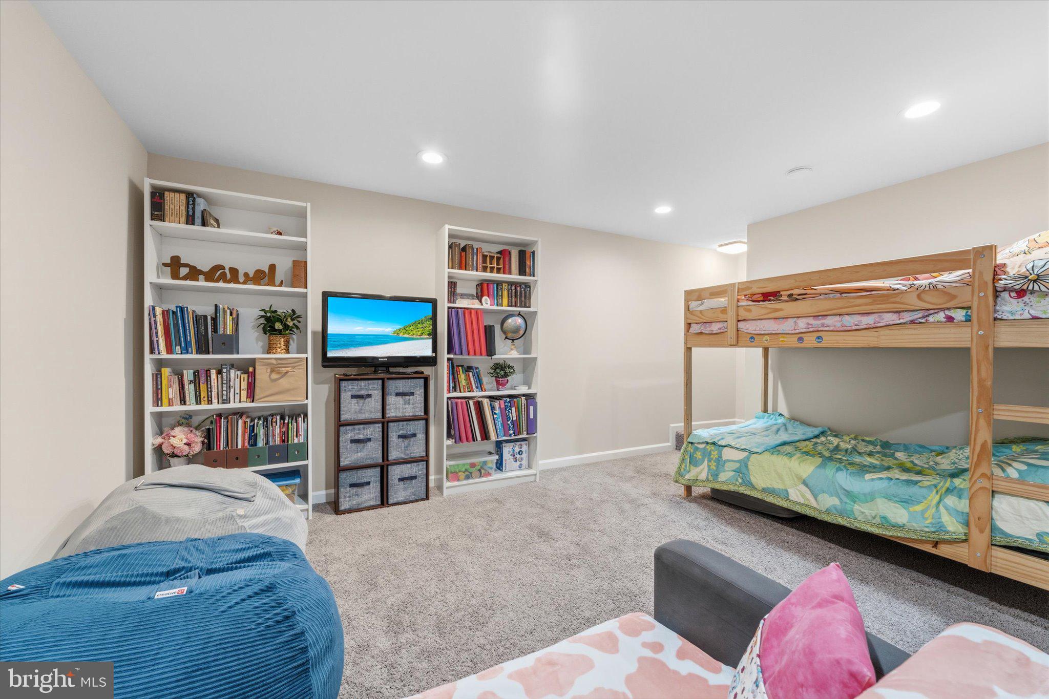 HOPEWELL - Residential