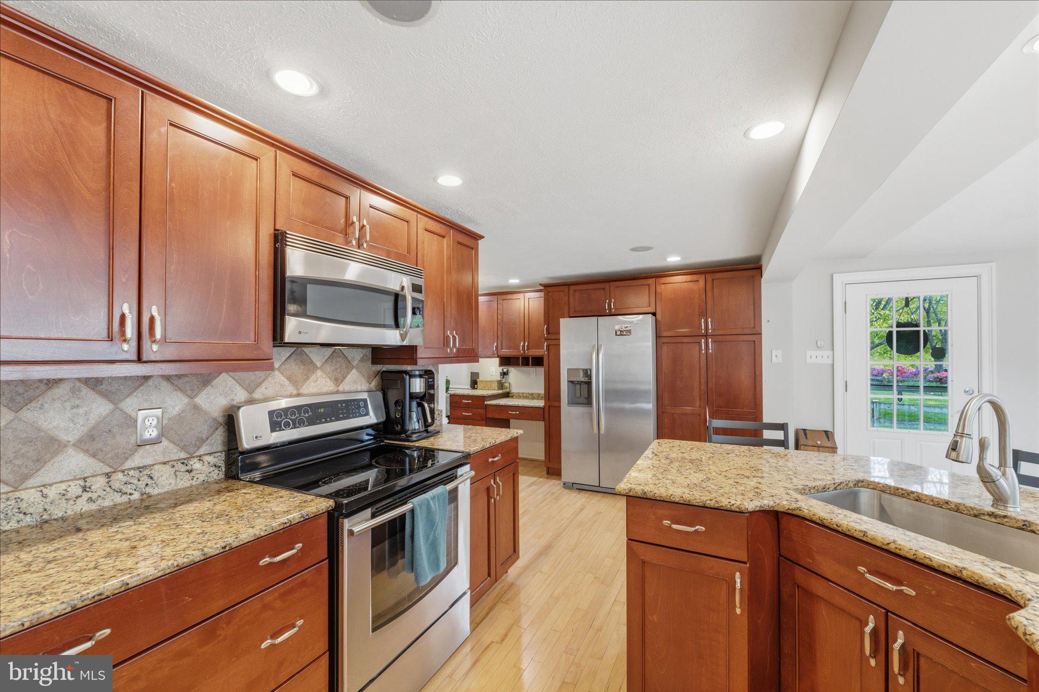 HOPEWELL - Residential