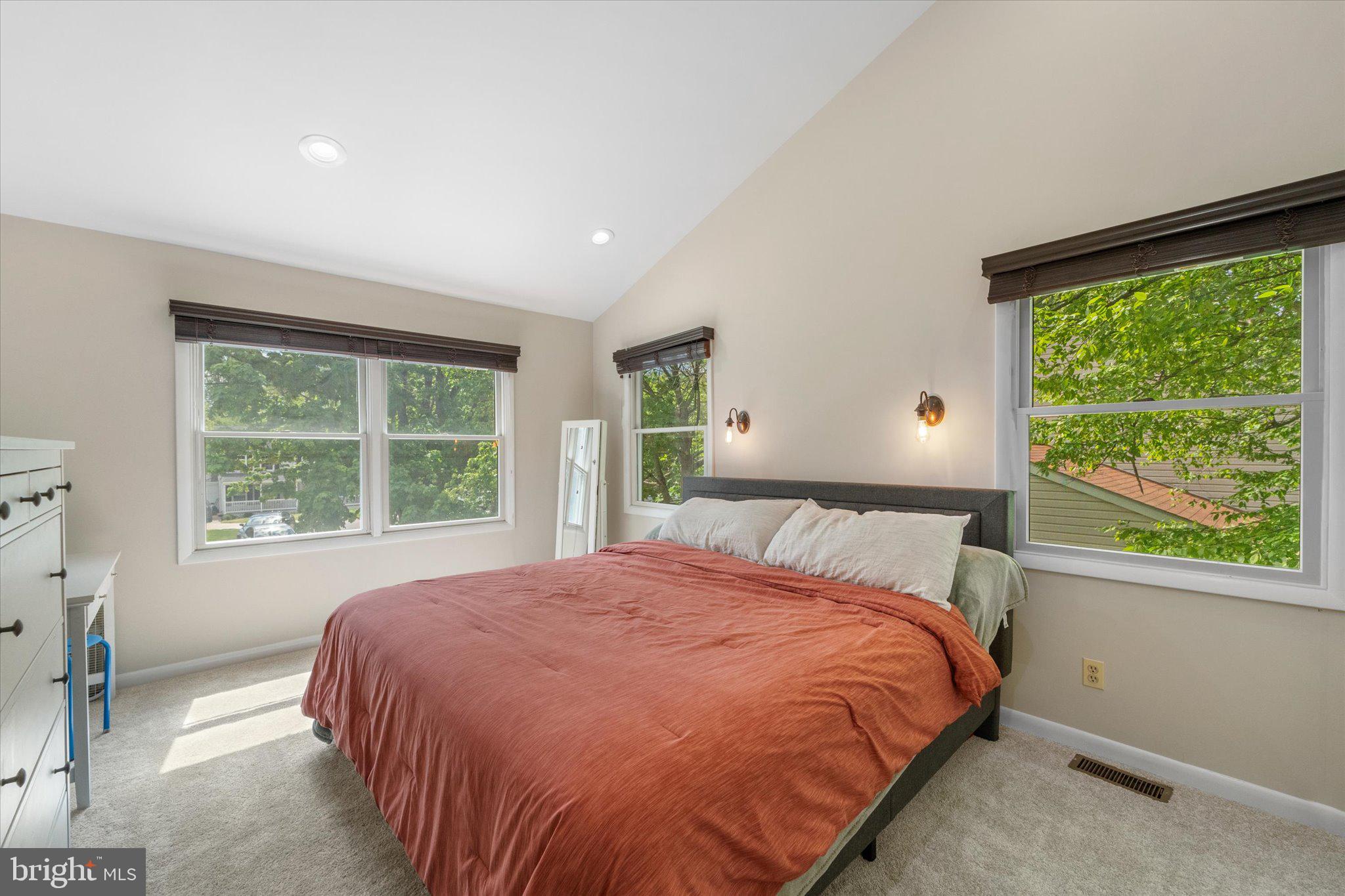 HOPEWELL - Residential