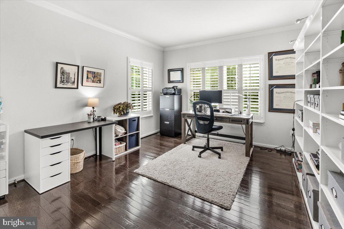 WOODRIDGE AT LAKE LINGANORE - Residential