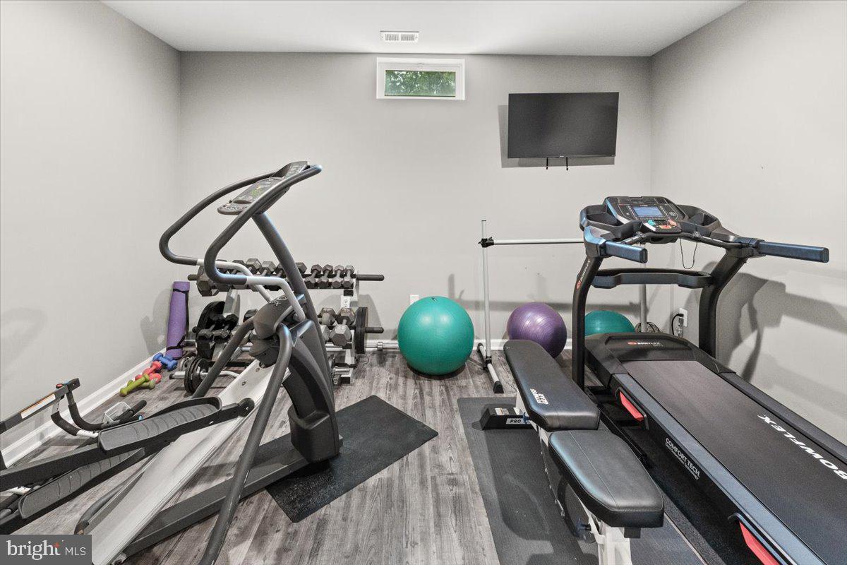 WOODRIDGE AT LAKE LINGANORE - Residential