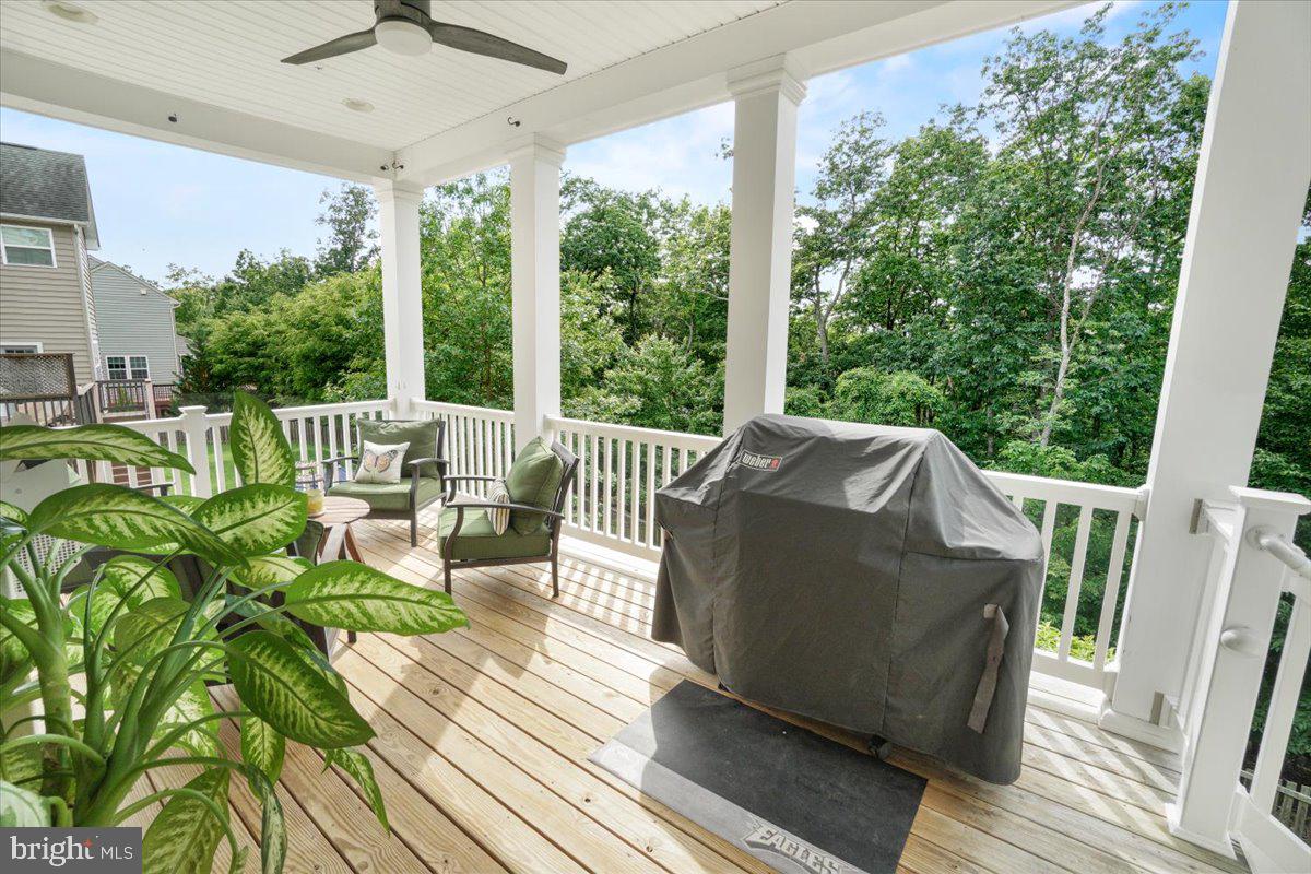 WOODRIDGE AT LAKE LINGANORE - Residential