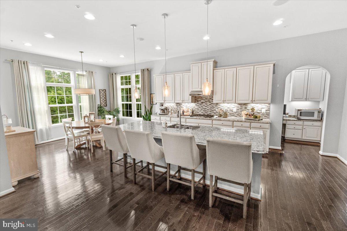 WOODRIDGE AT LAKE LINGANORE - Residential