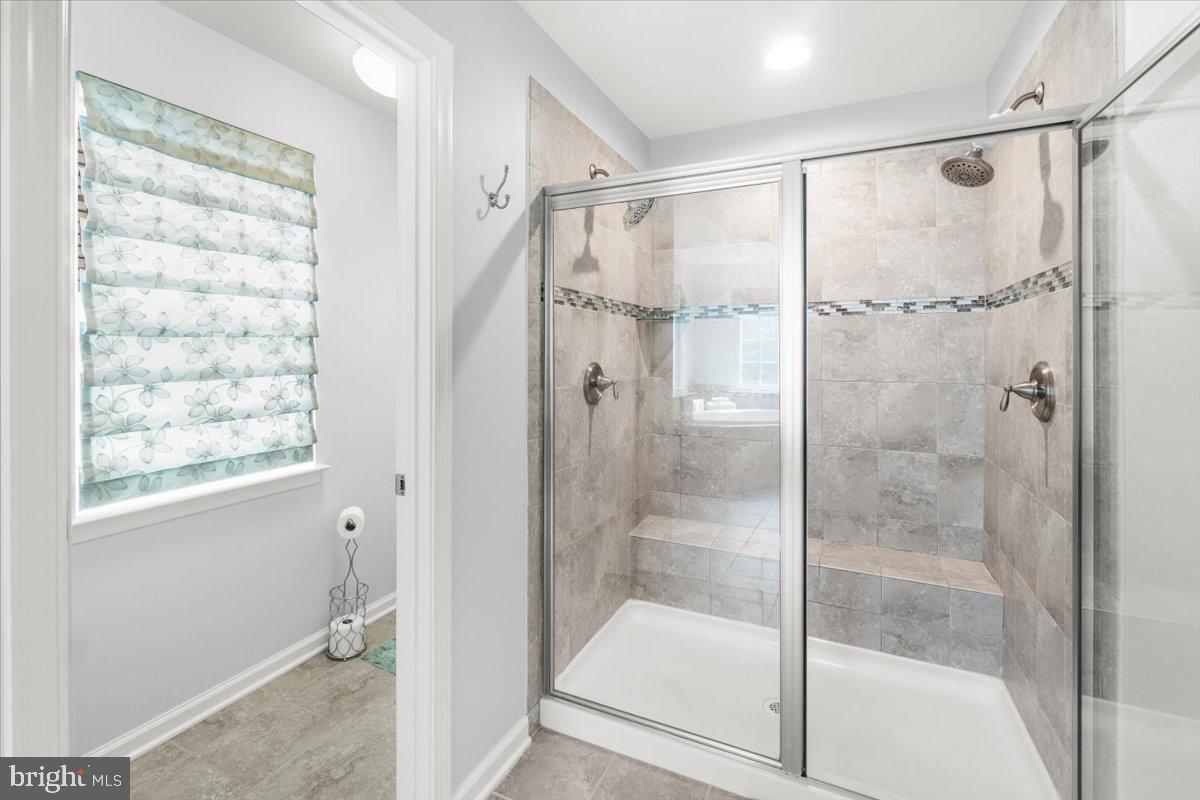 WOODRIDGE AT LAKE LINGANORE - Residential