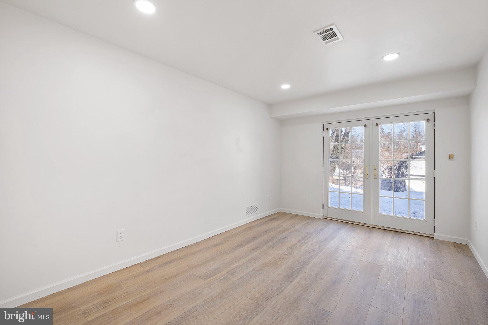 VALLEY VIEW - Residential