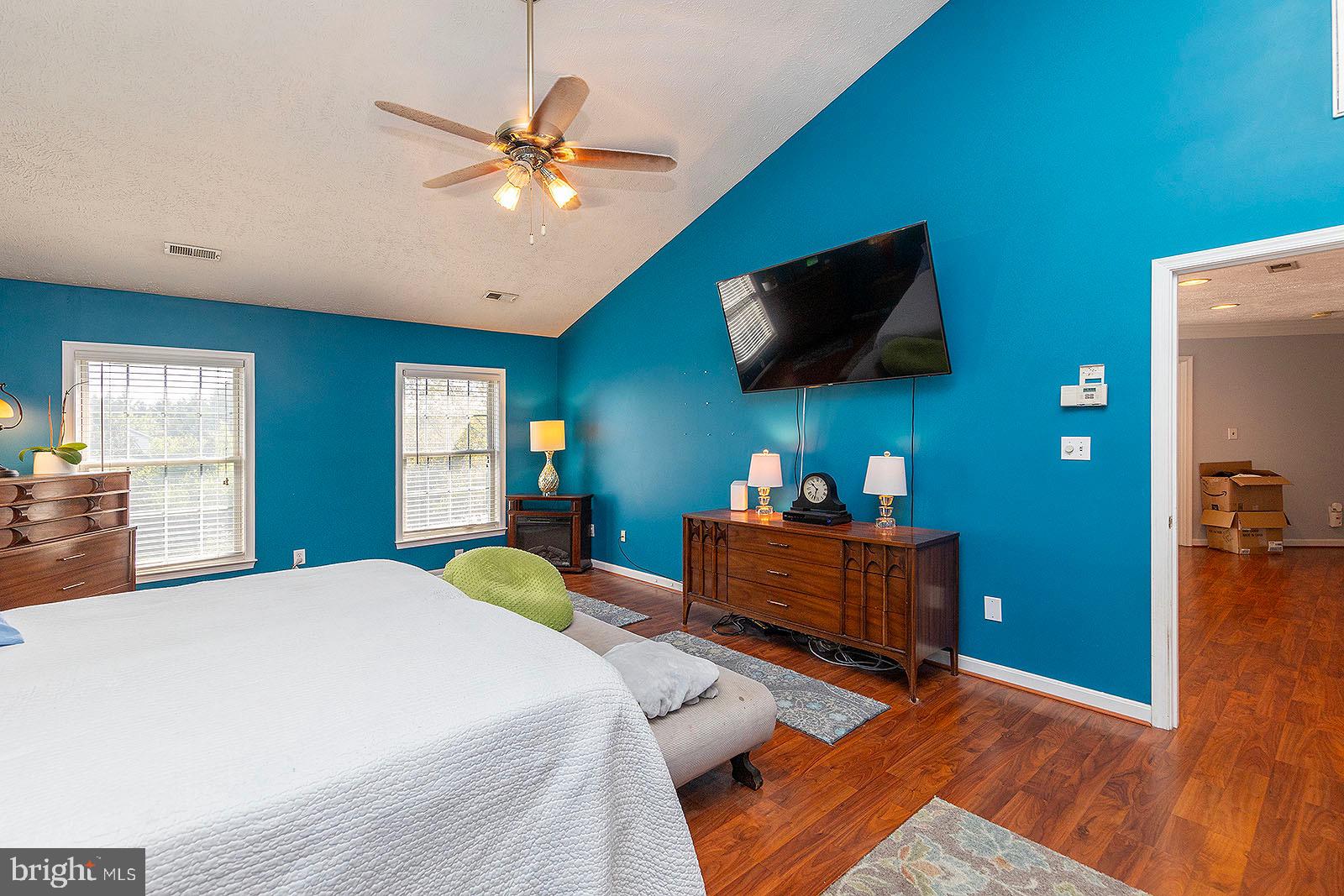 OAKDALE CROSSING - Residential