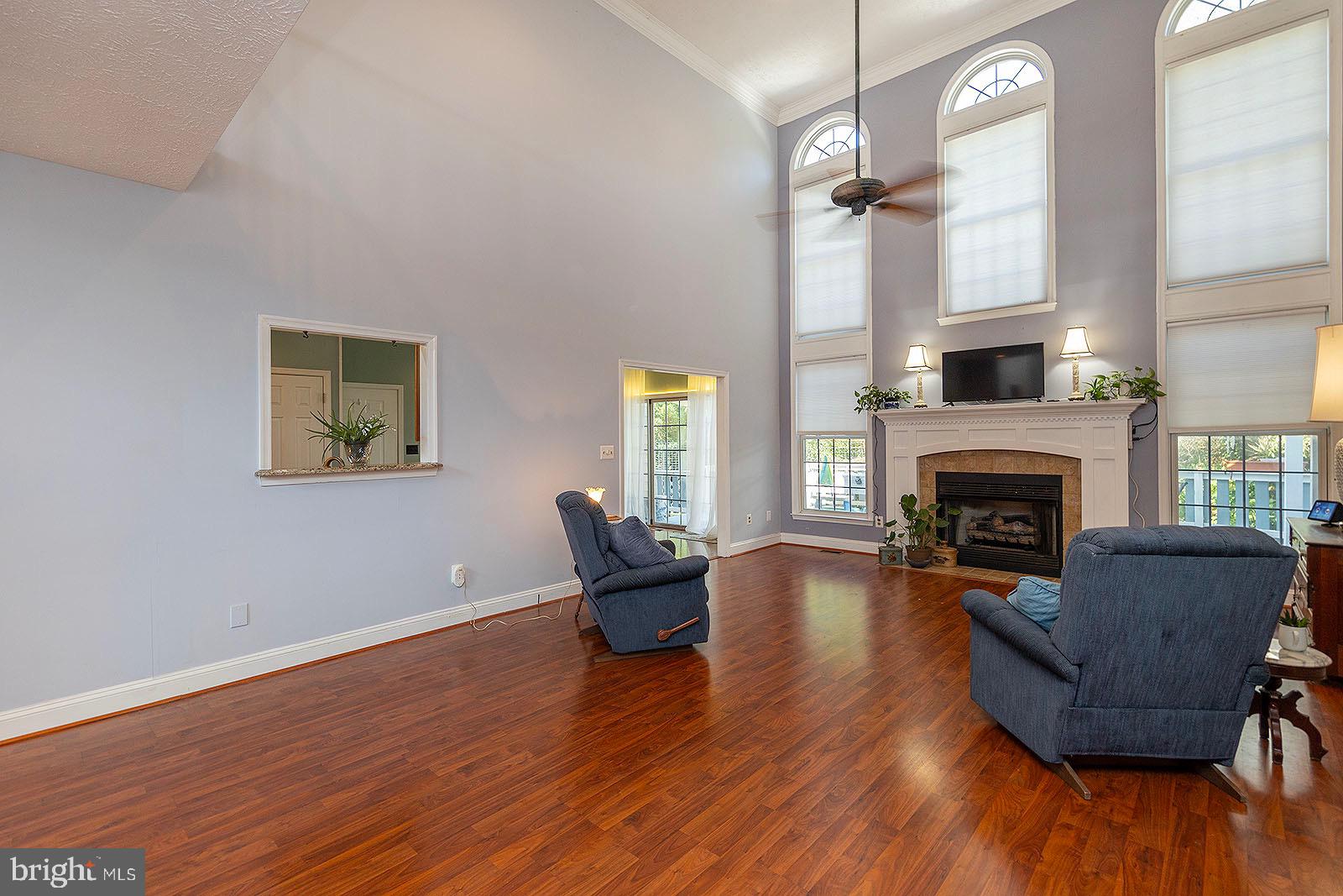 OAKDALE CROSSING - Residential