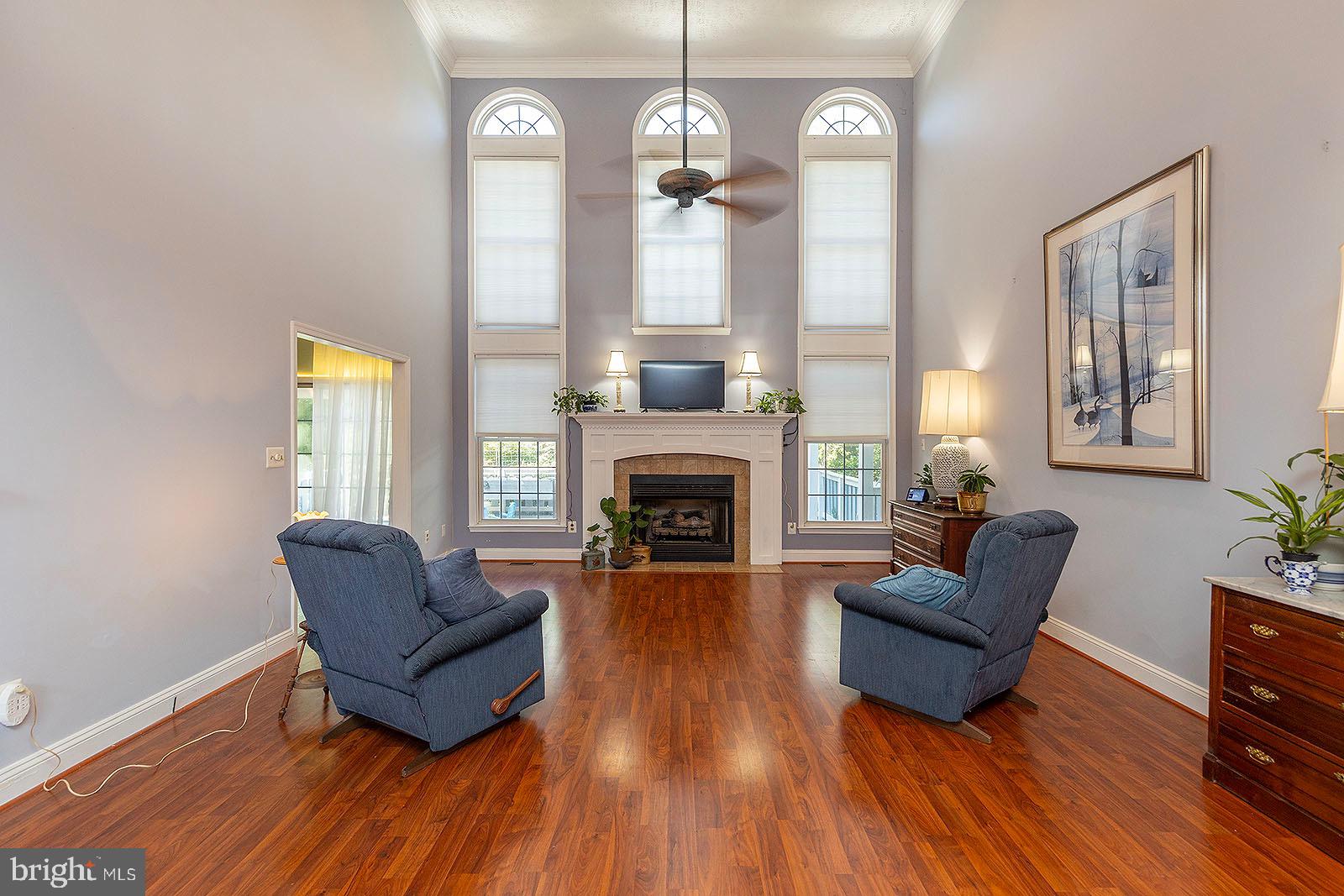 OAKDALE CROSSING - Residential