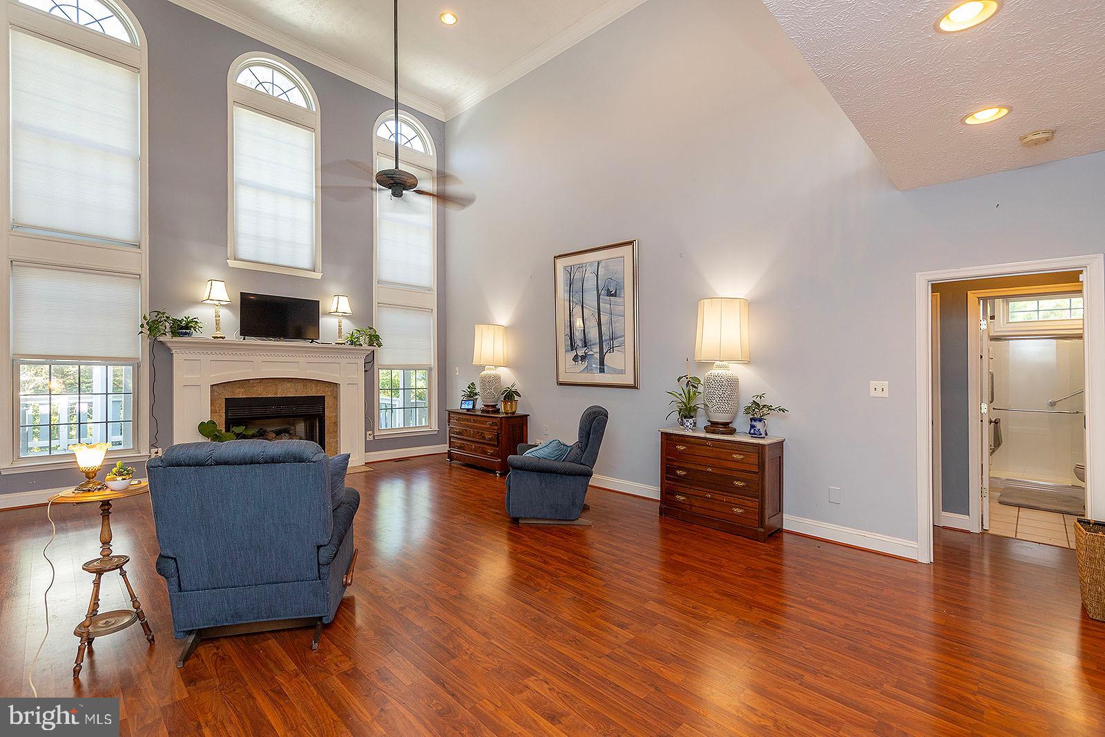 OAKDALE CROSSING - Residential