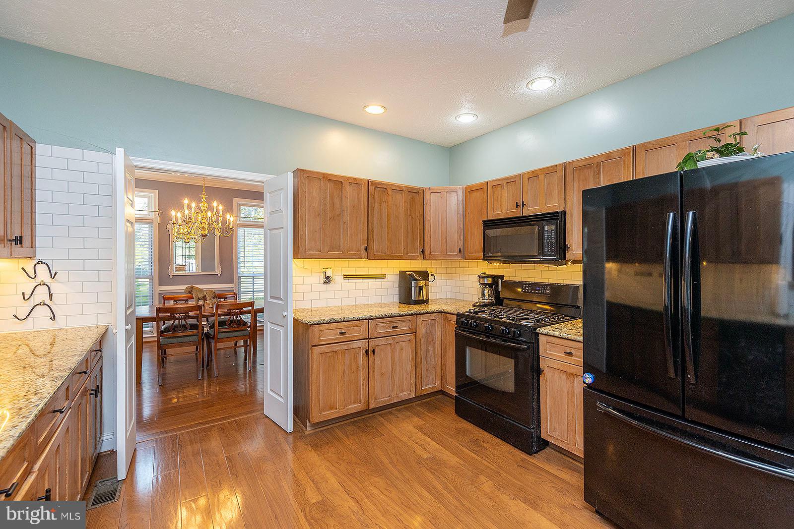 OAKDALE CROSSING - Residential