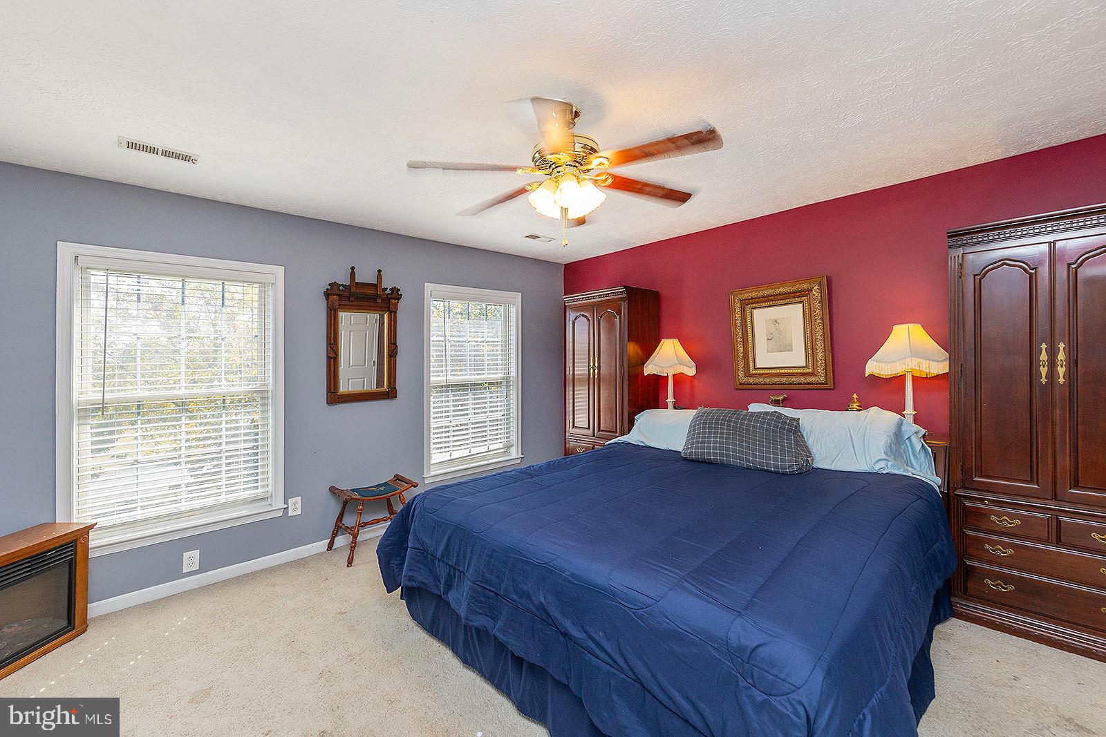 OAKDALE CROSSING - Residential