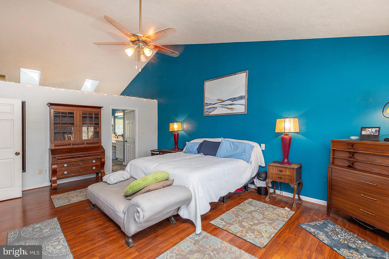 OAKDALE CROSSING - Residential