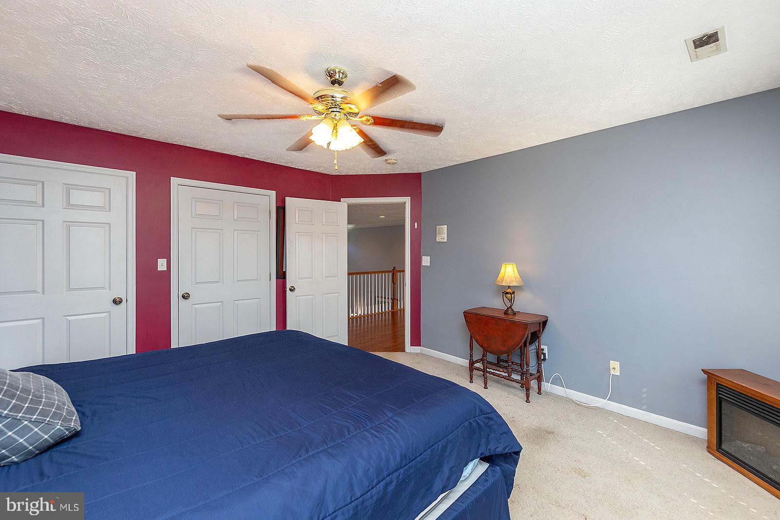 OAKDALE CROSSING - Residential