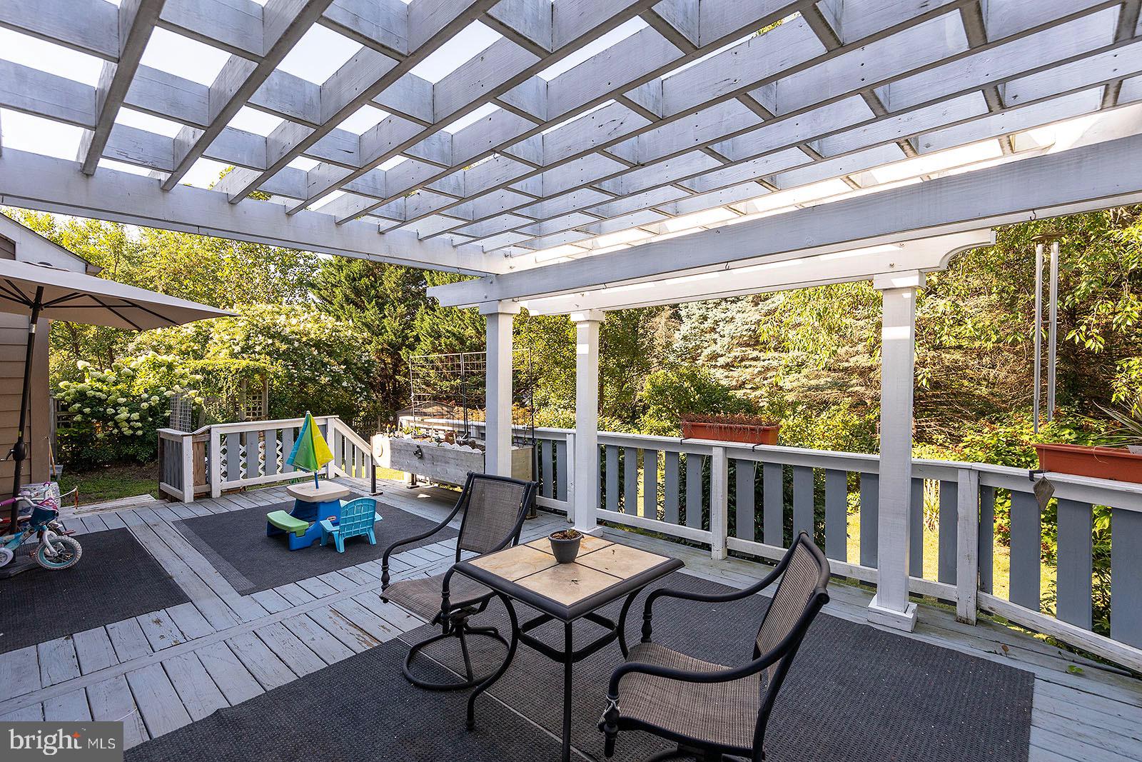 OAKDALE CROSSING - Residential