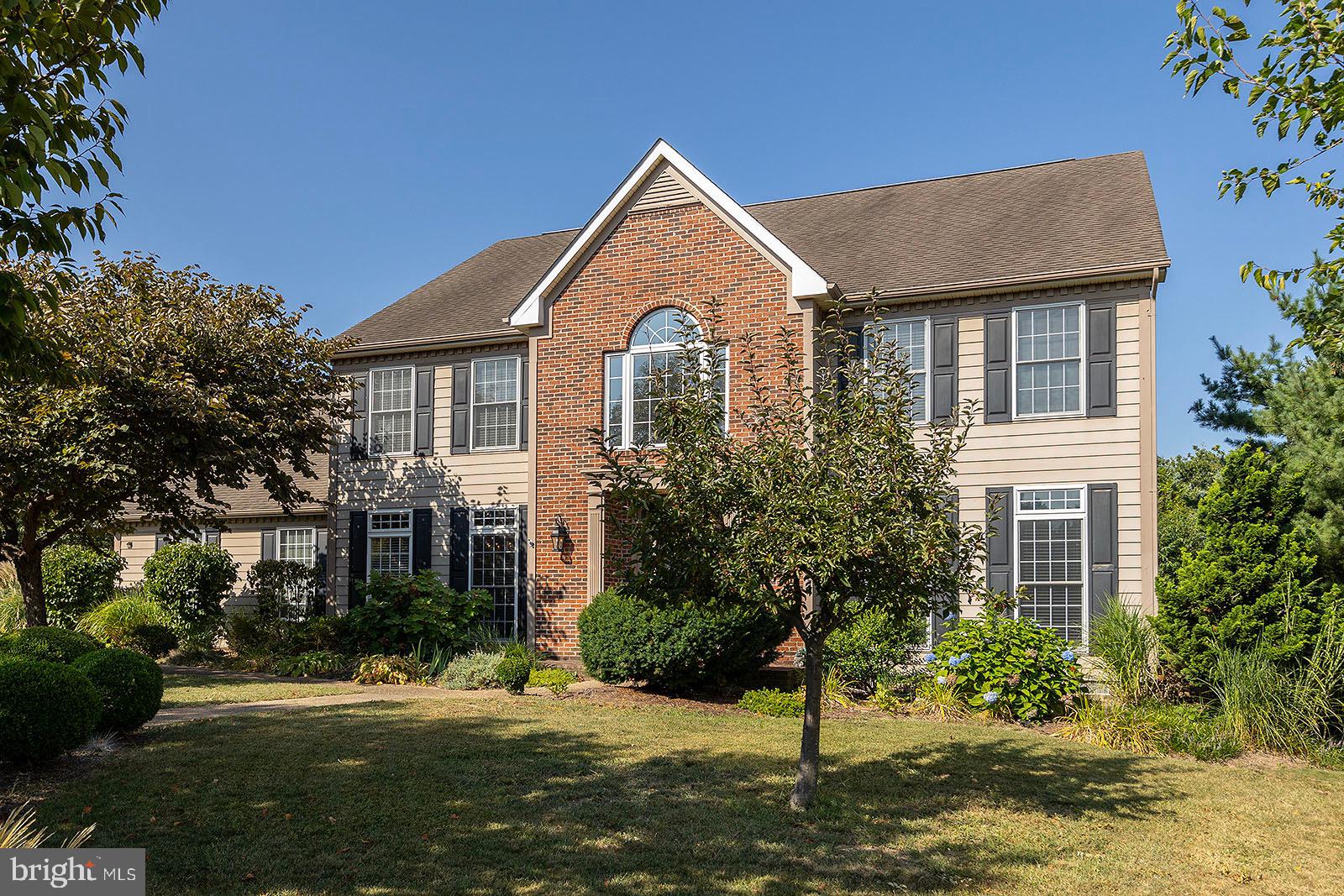 OAKDALE CROSSING - Residential