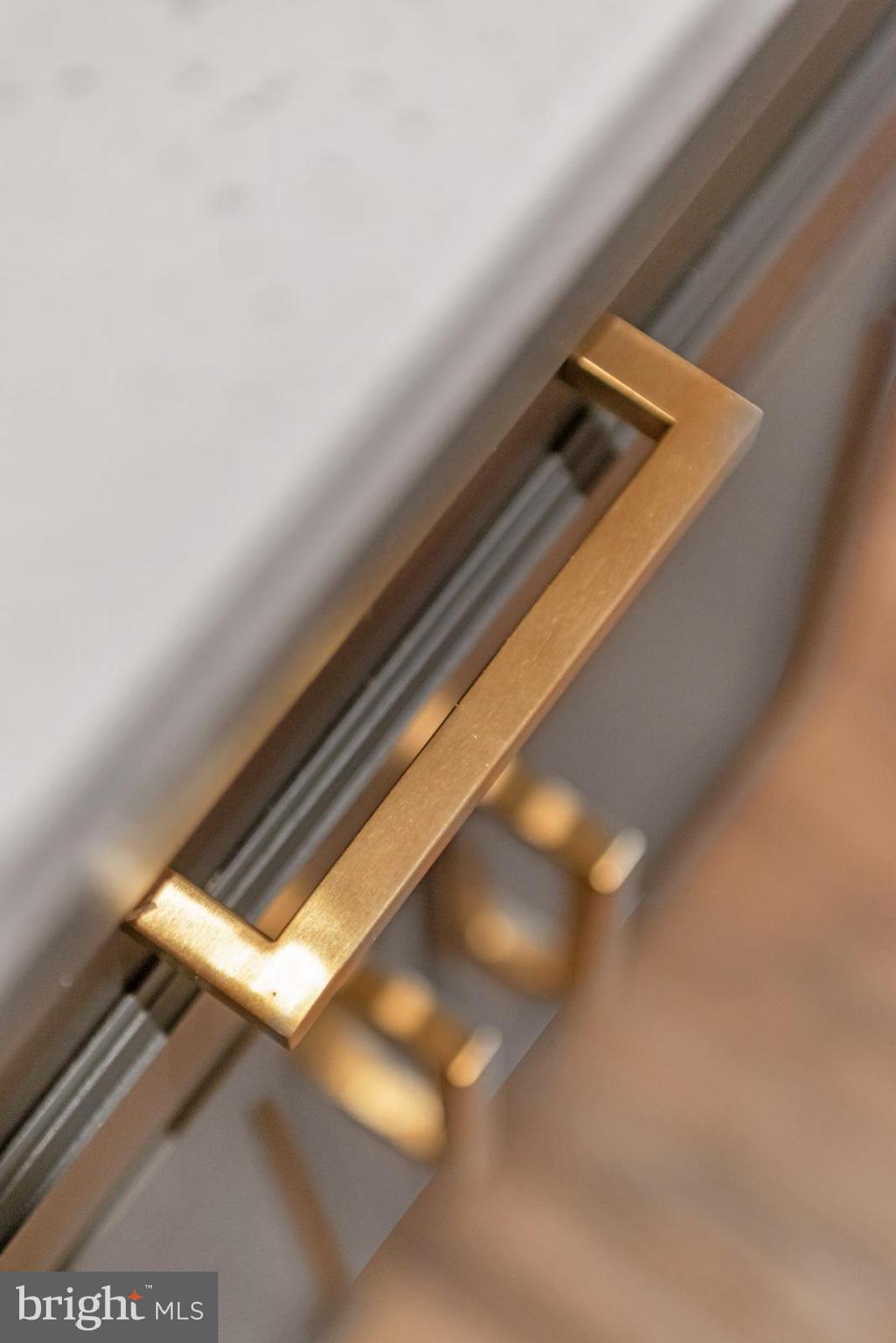 MOUNT RAINIER - Residential