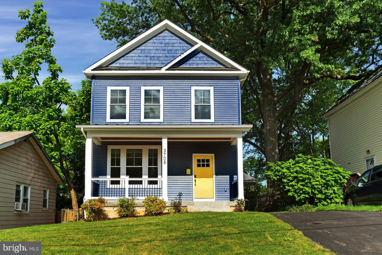 MOUNT RAINIER - Residential