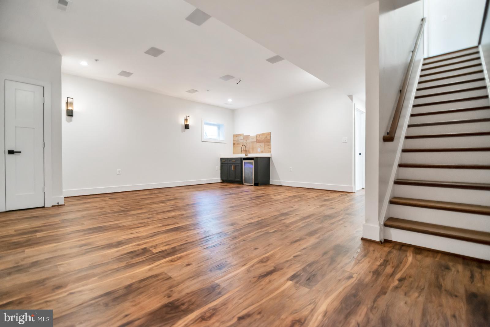 MOUNT RAINIER - Residential