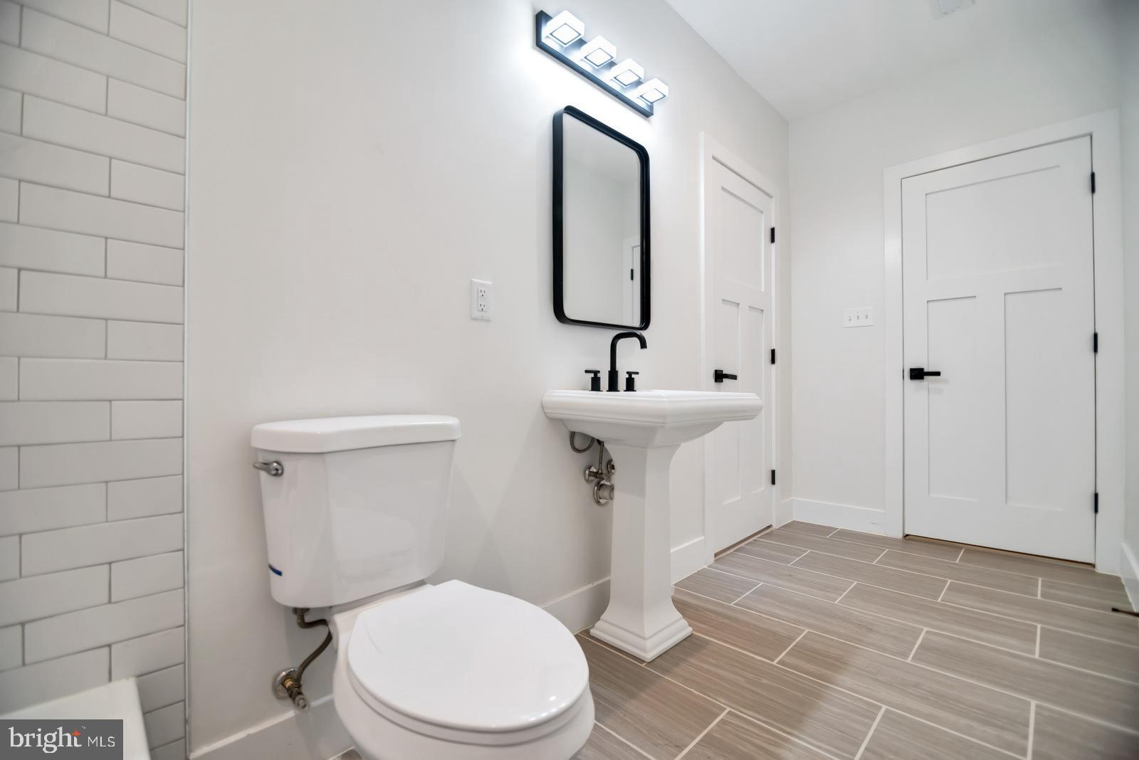 MOUNT RAINIER - Residential