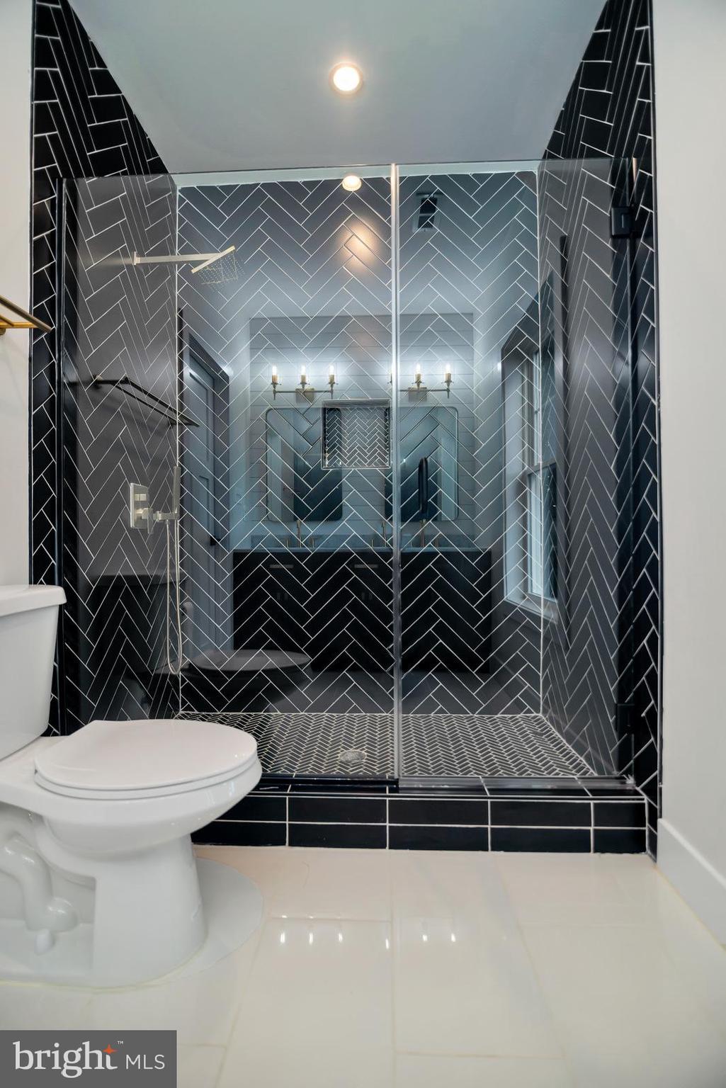 MOUNT RAINIER - Residential