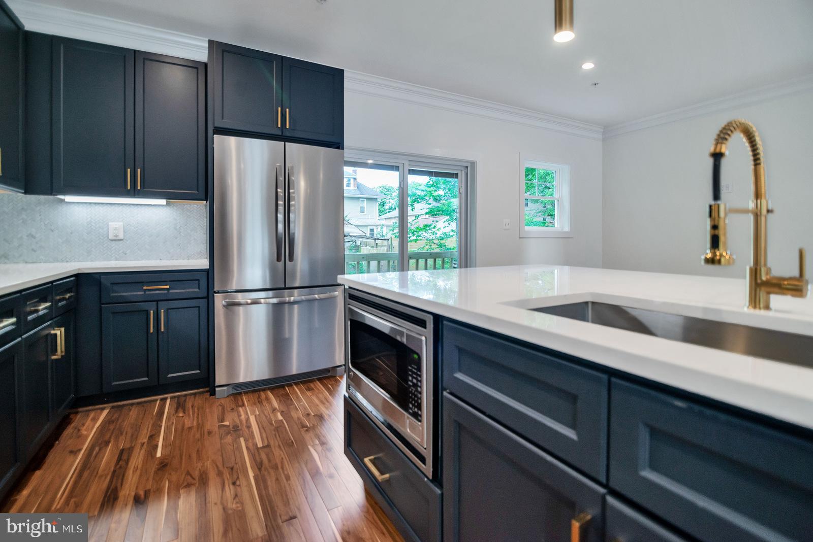 MOUNT RAINIER - Residential