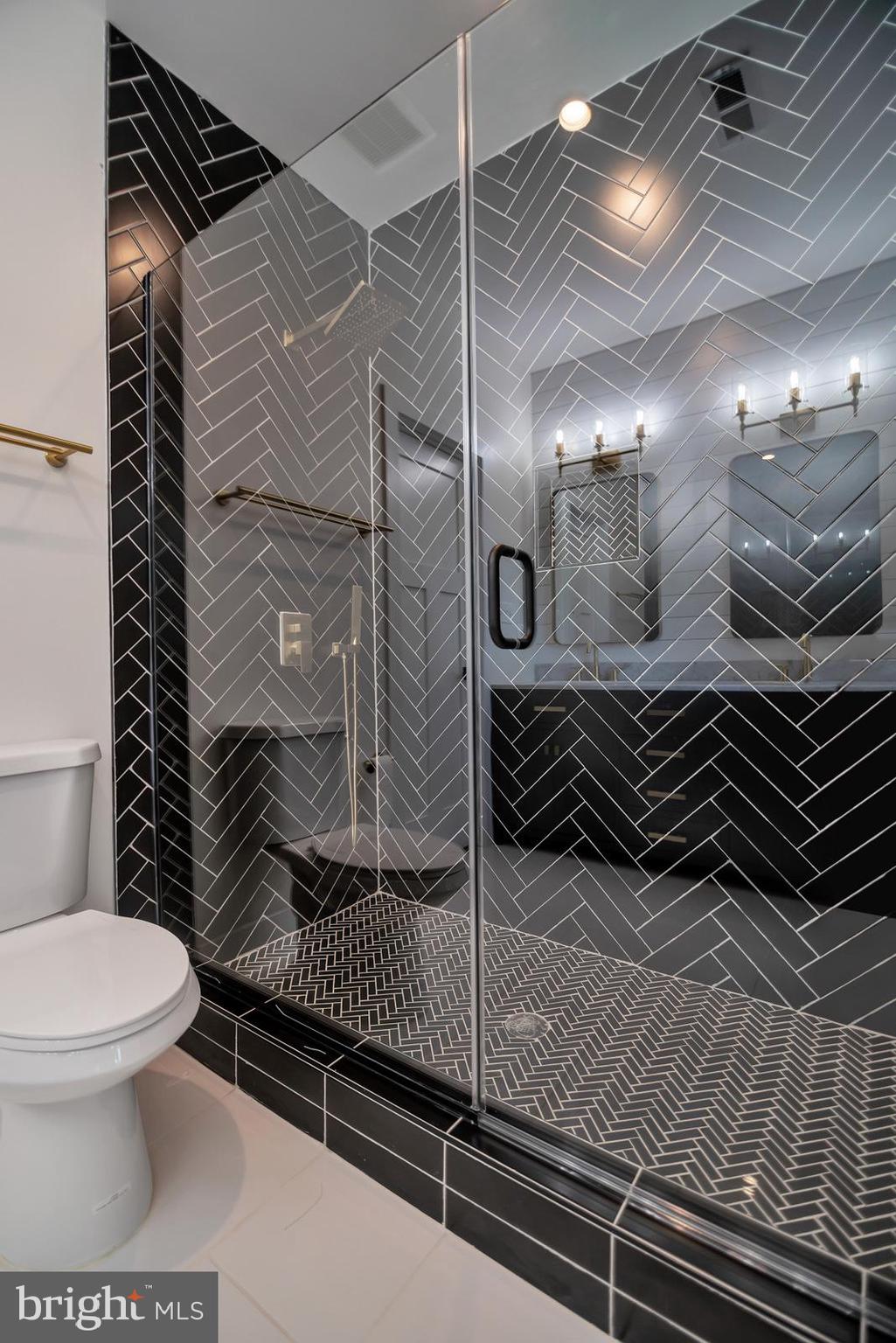 MOUNT RAINIER - Residential