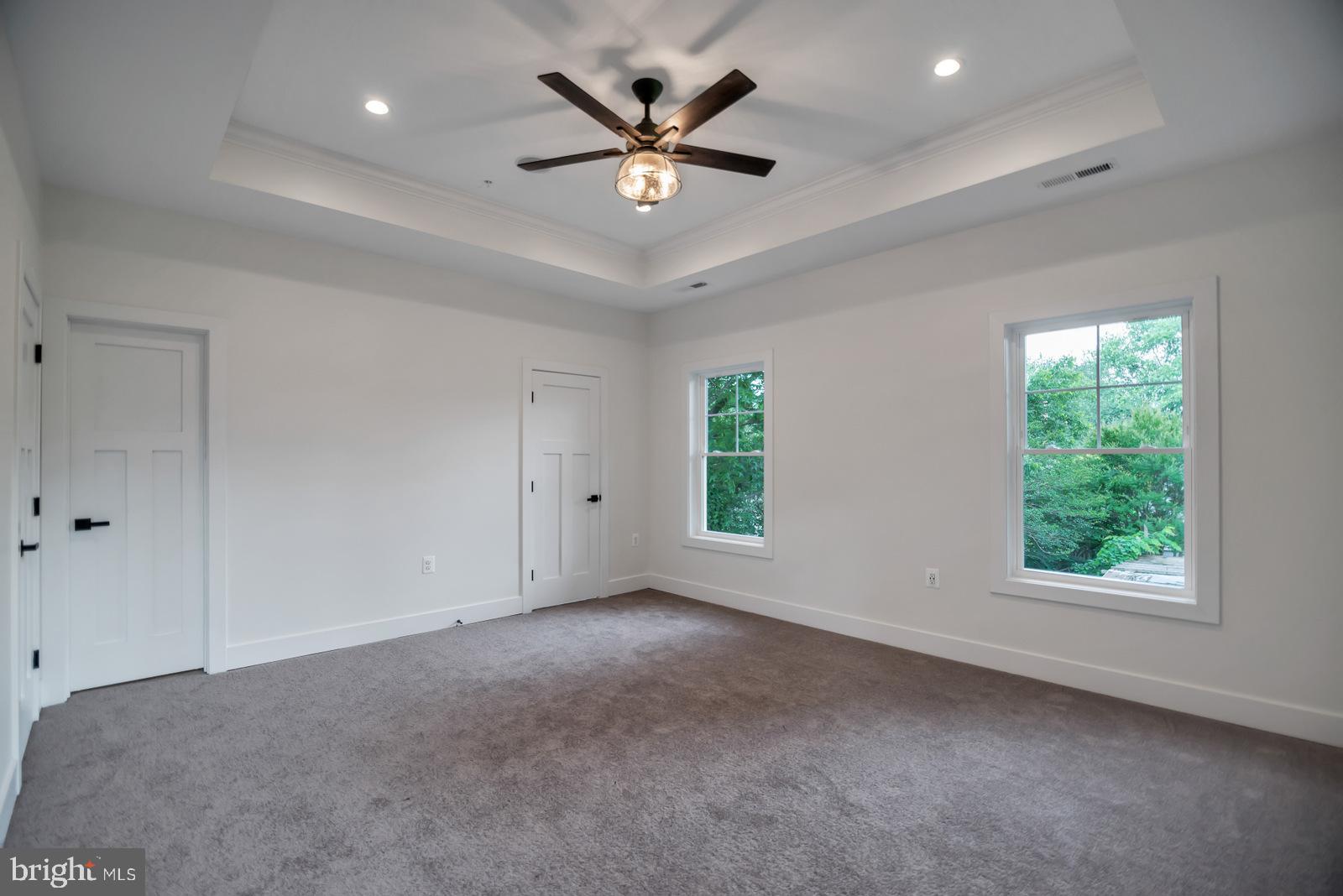 MOUNT RAINIER - Residential