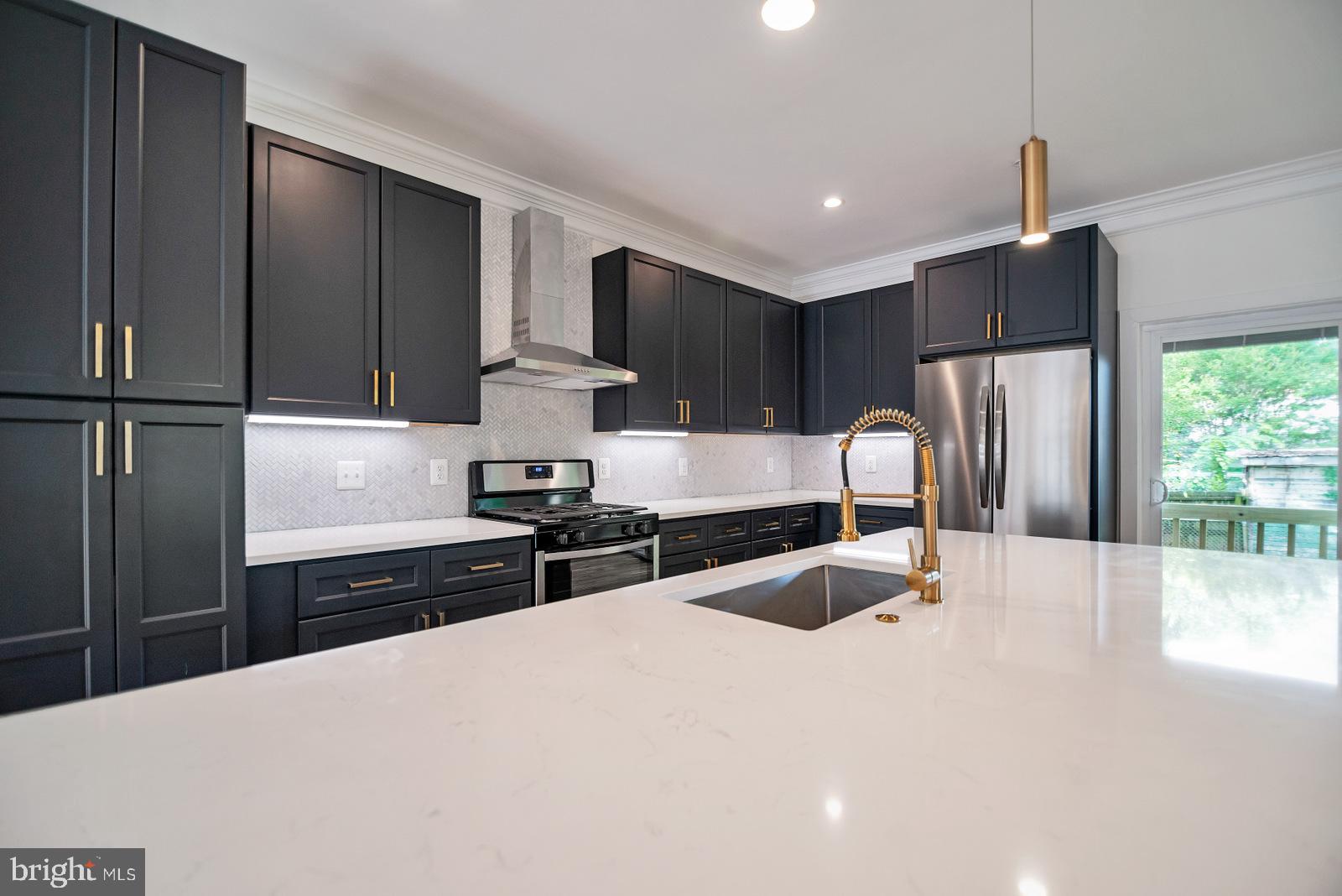 MOUNT RAINIER - Residential