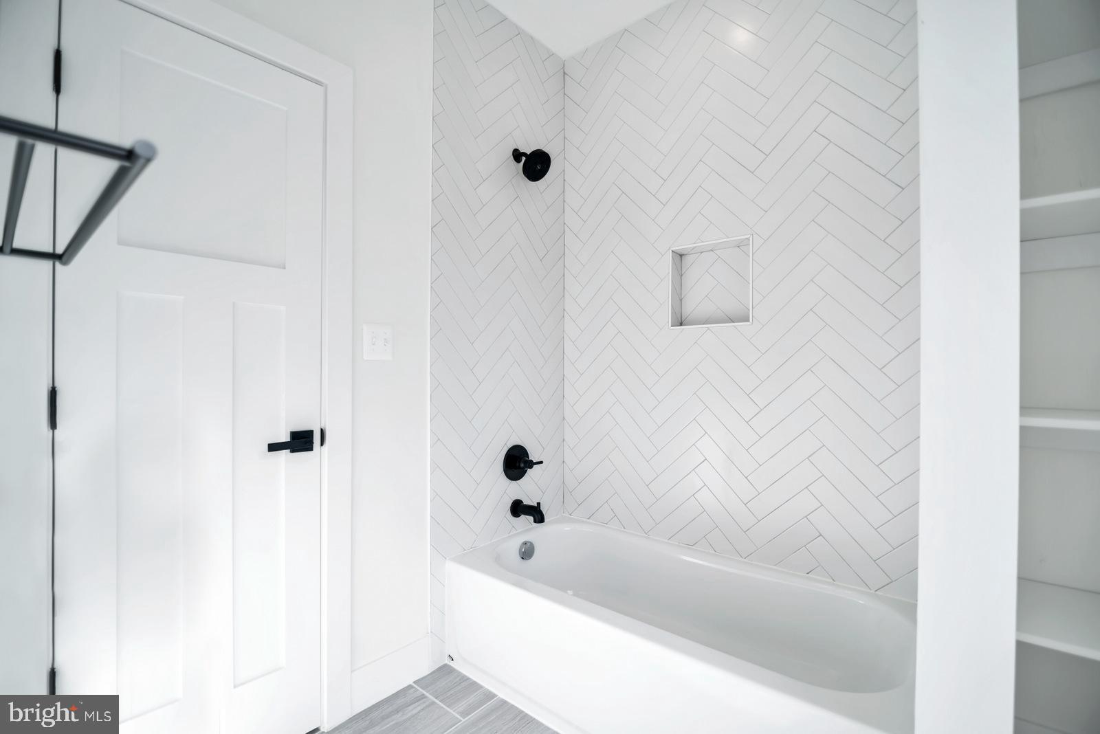 MOUNT RAINIER - Residential