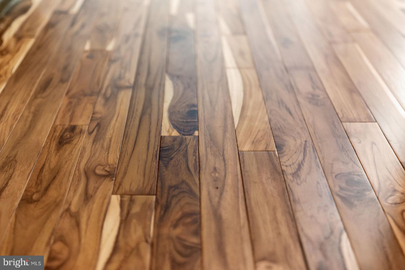 MOUNT RAINIER - Residential