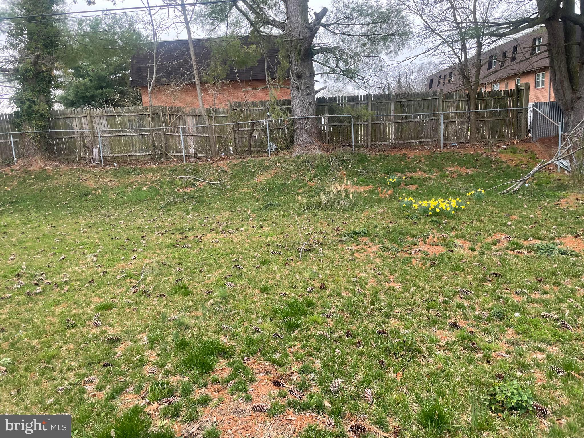 TOWNE POINT - Residential