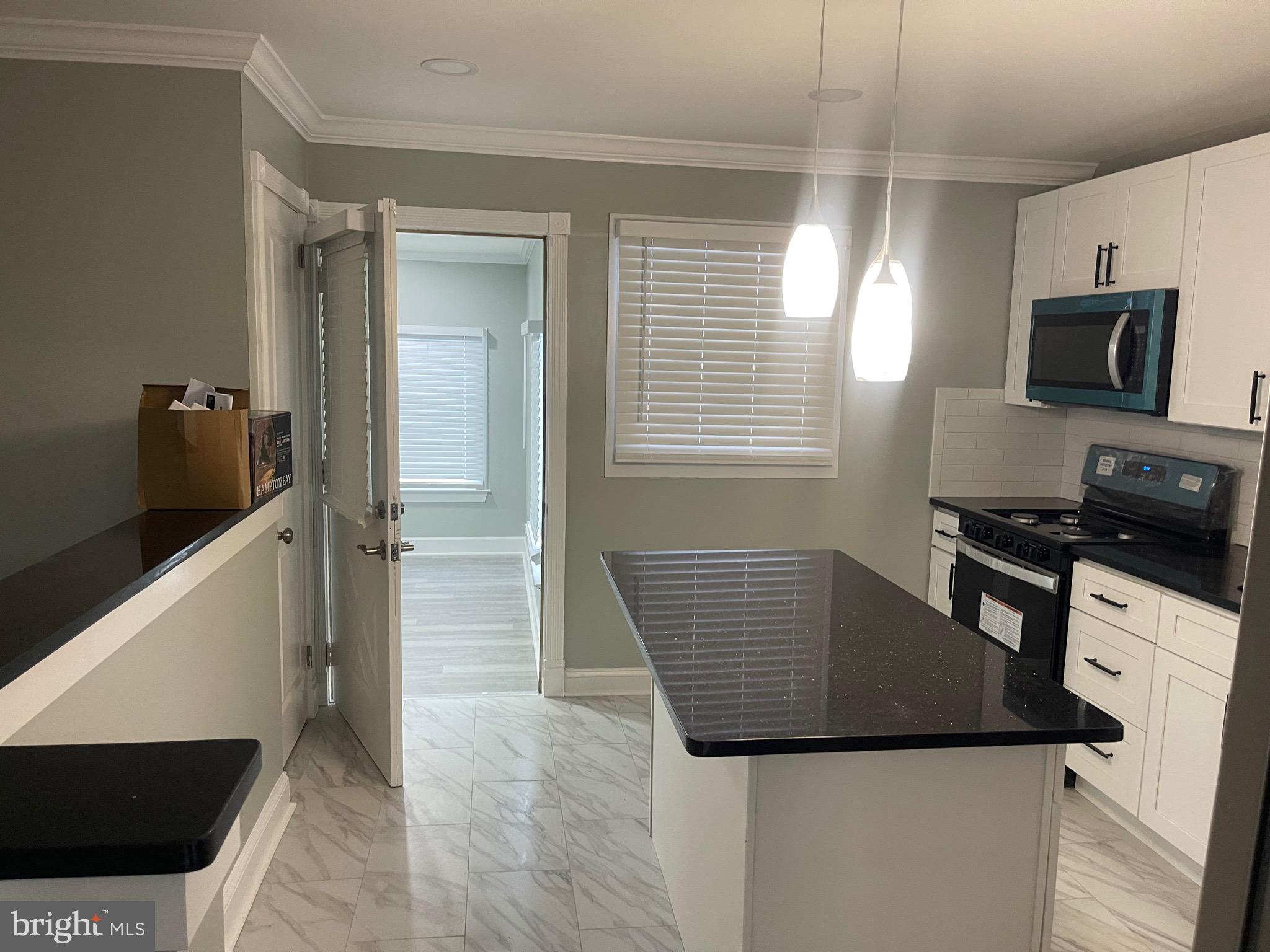 TOWNE POINT - Residential