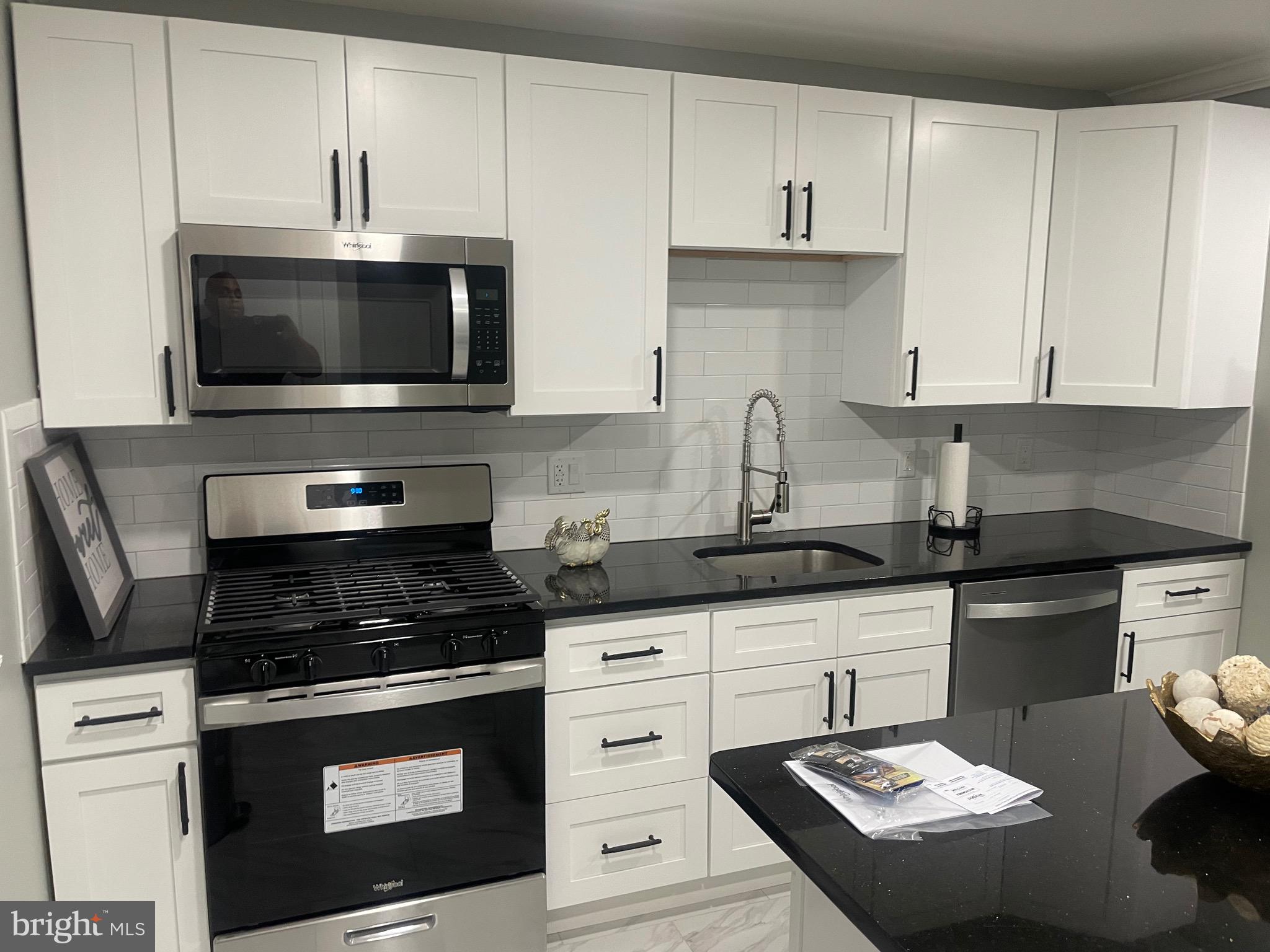 TOWNE POINT - Residential