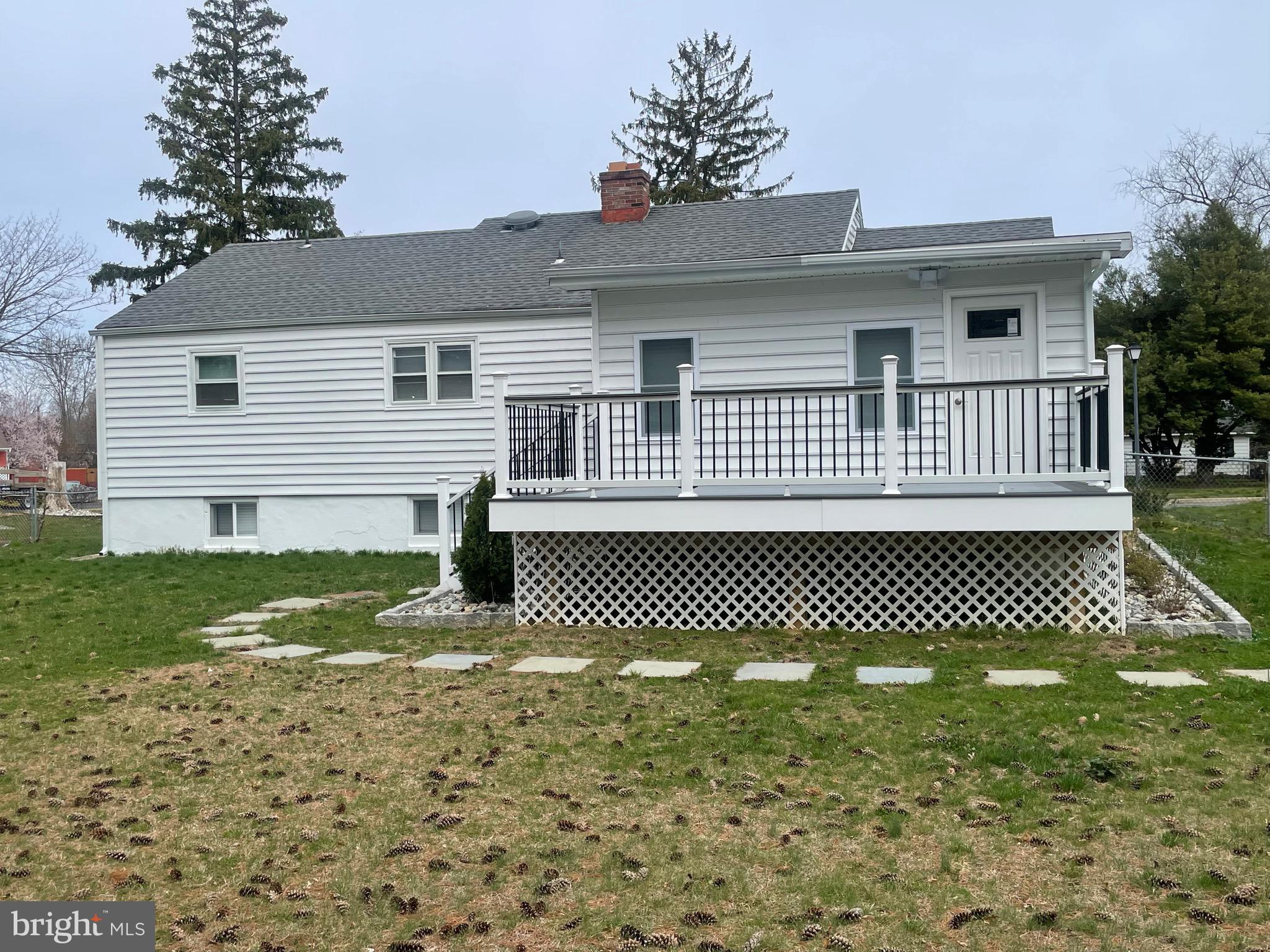 TOWNE POINT - Residential