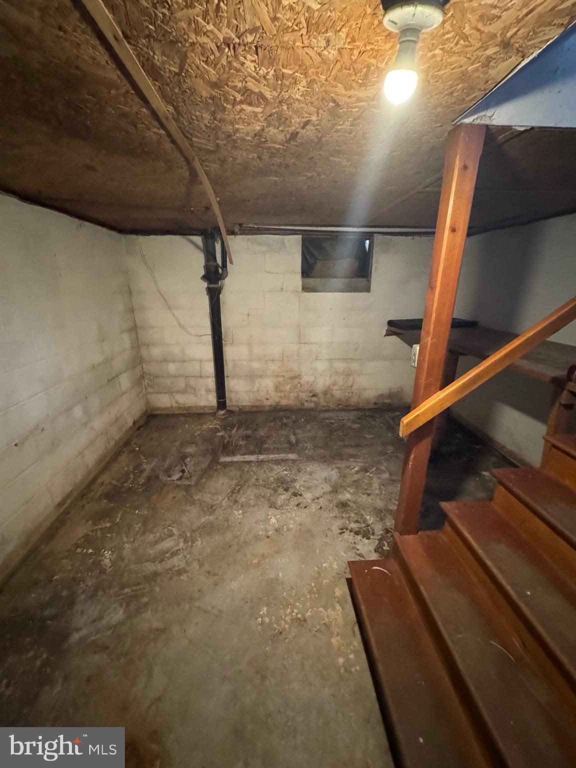 BRYAN FIELD - Residential