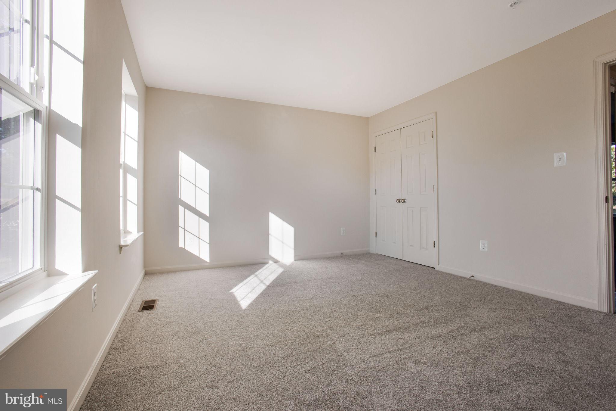 CATONSVILLE MANOR - Residential