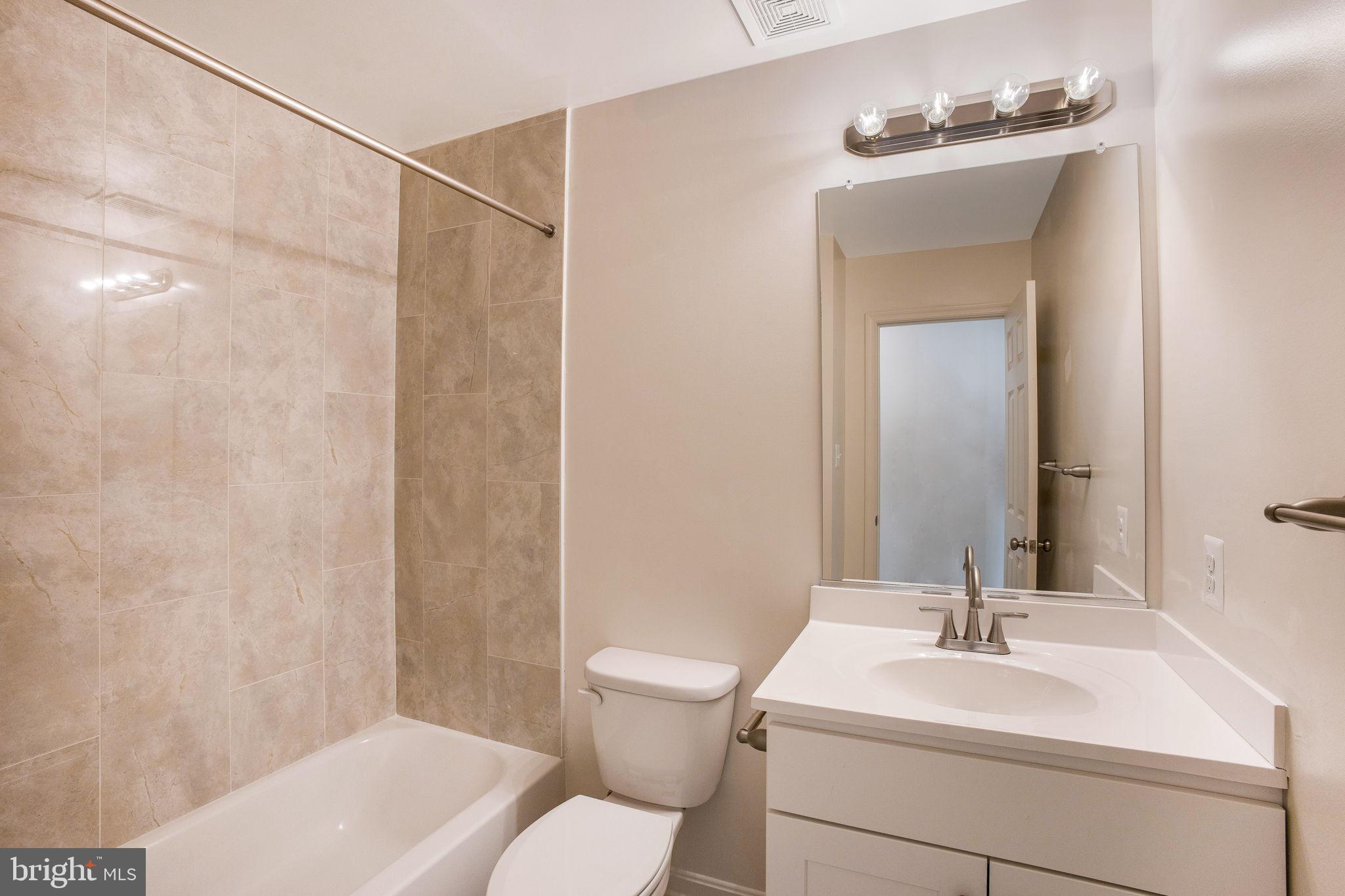 CATONSVILLE MANOR - Residential