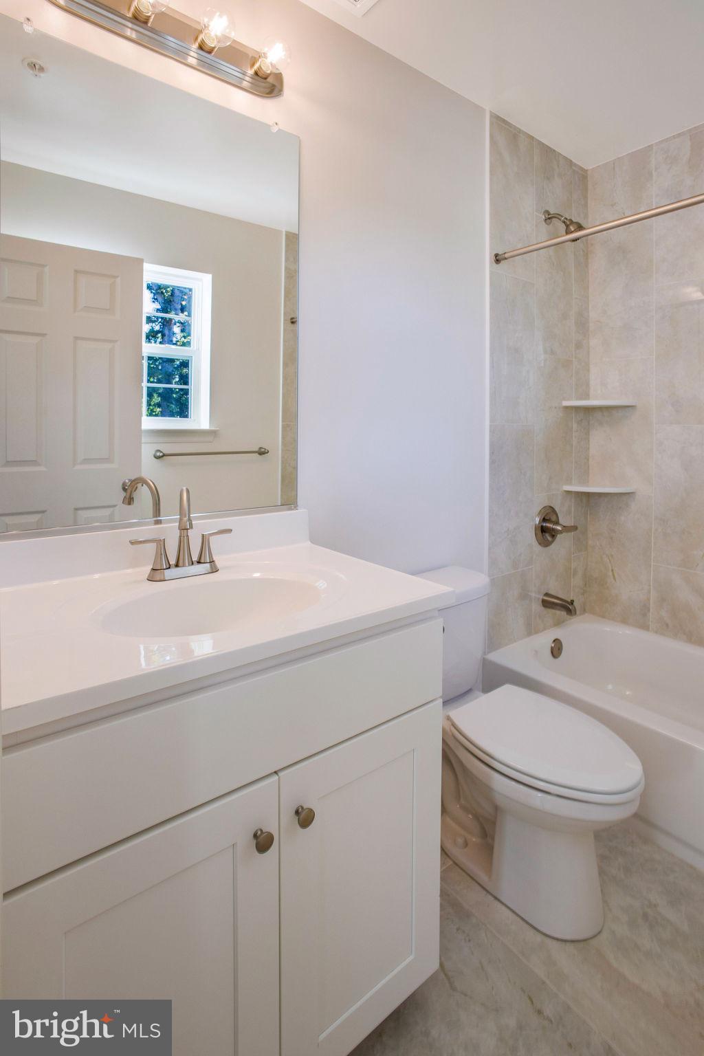 CATONSVILLE MANOR - Residential