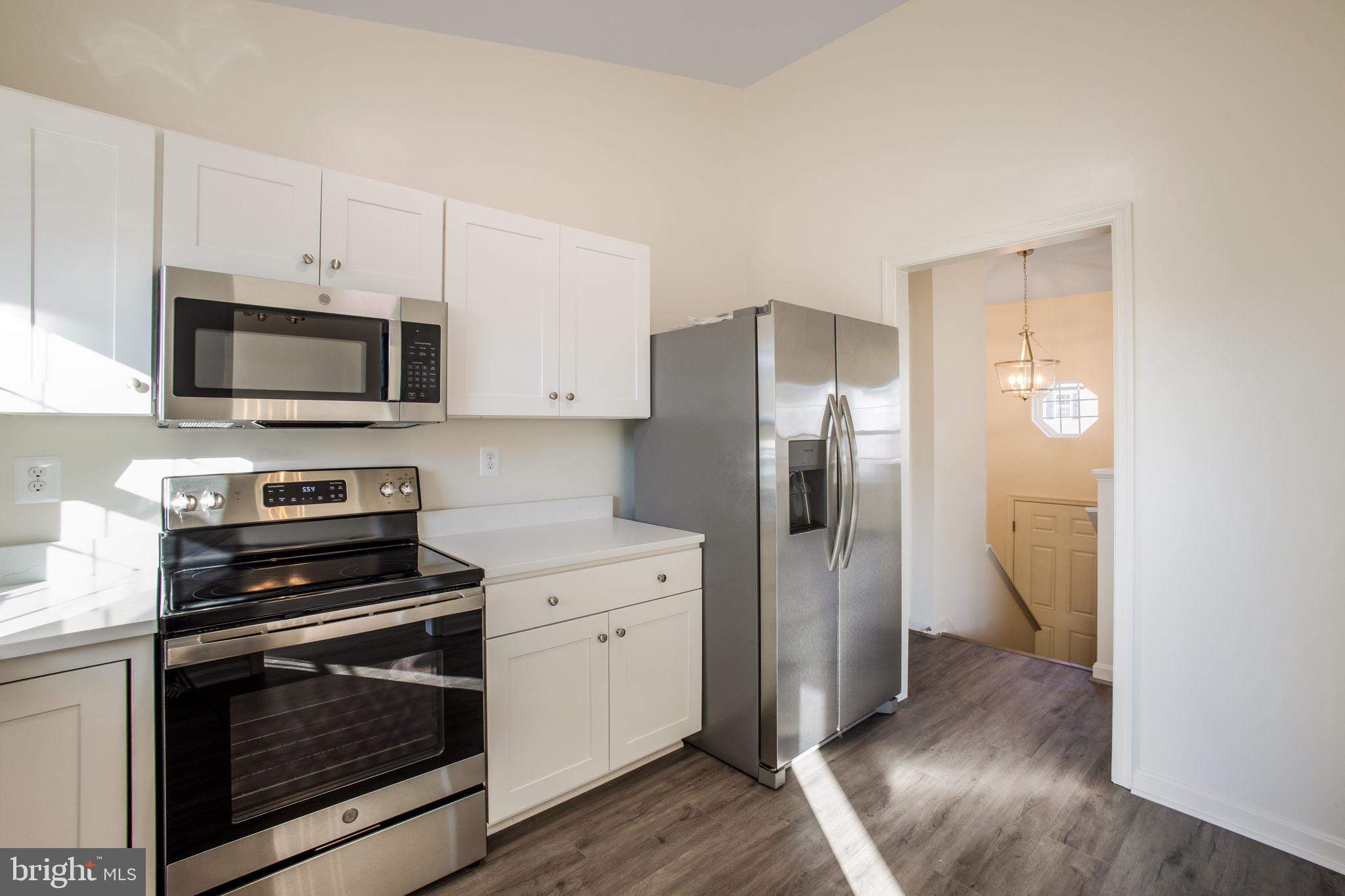 CATONSVILLE MANOR - Residential