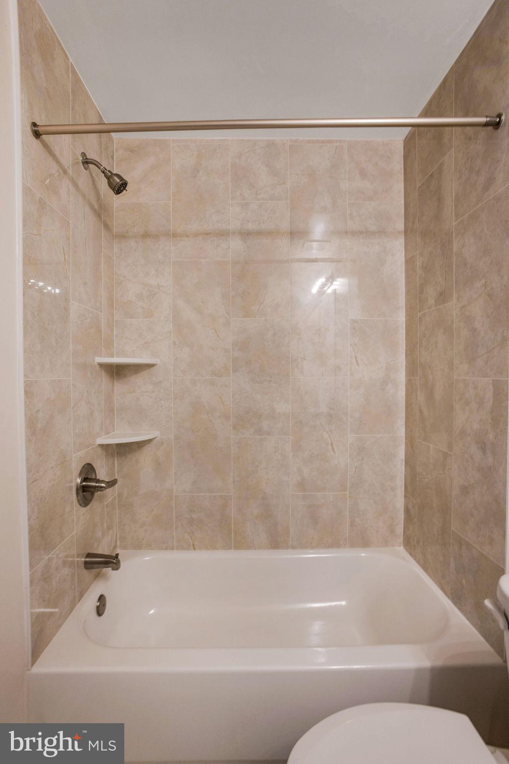 CATONSVILLE MANOR - Residential