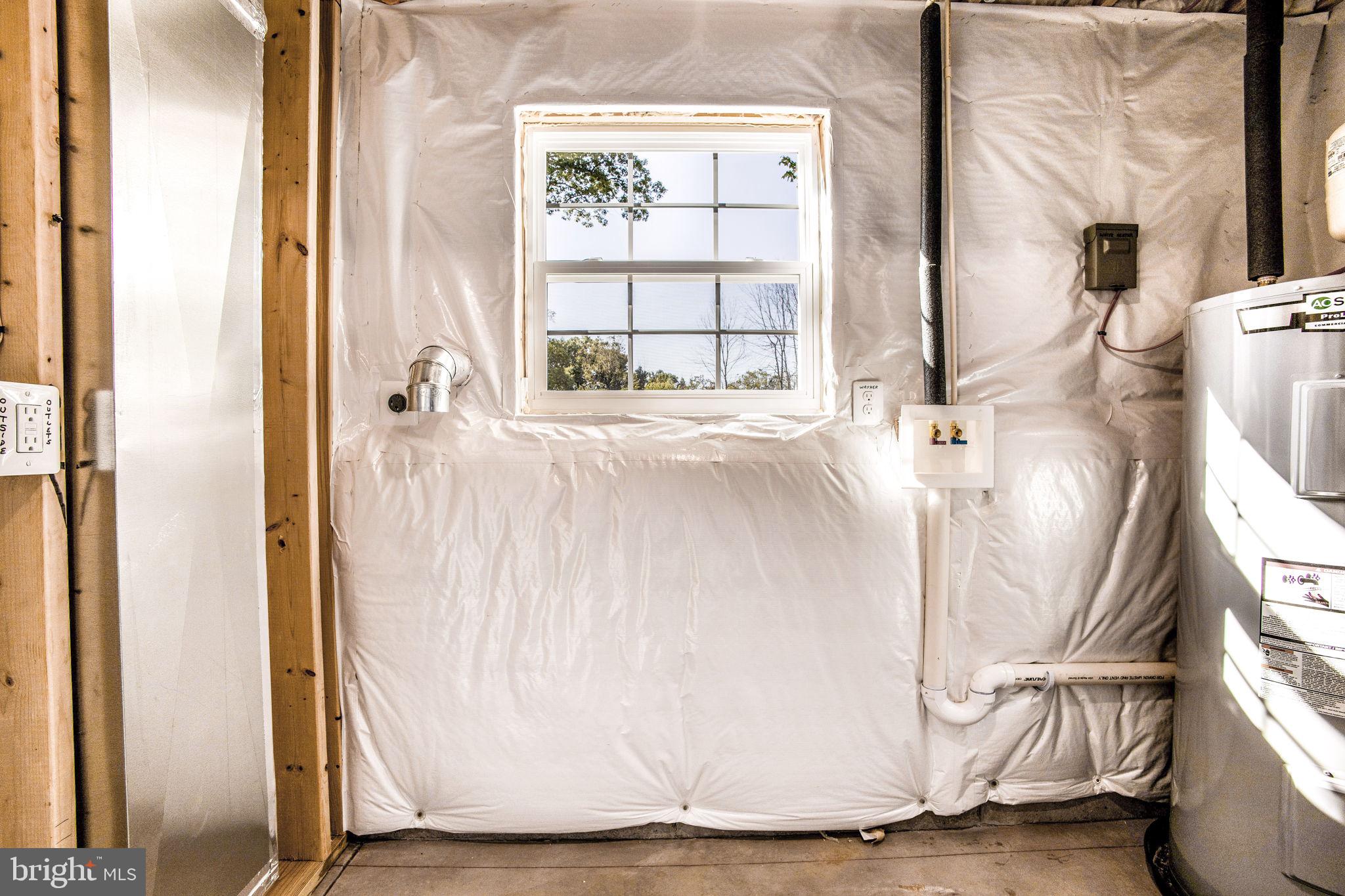 CATONSVILLE MANOR - Residential